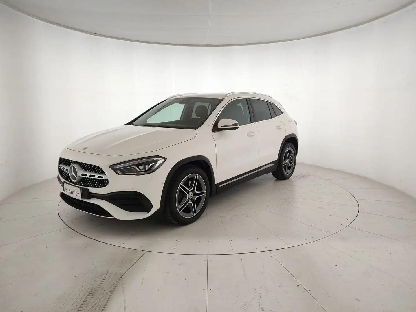 Mercedes-Benz GLA 220 220 d Premium auto - 1