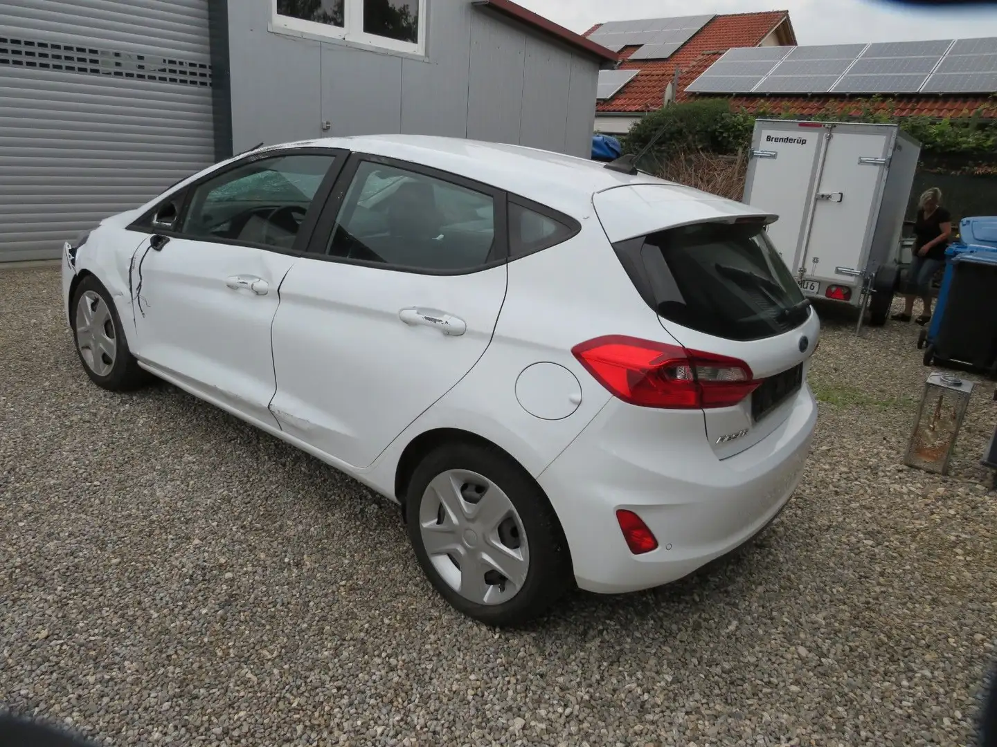 Ford Fiesta Cool & Connect Weiß - 2