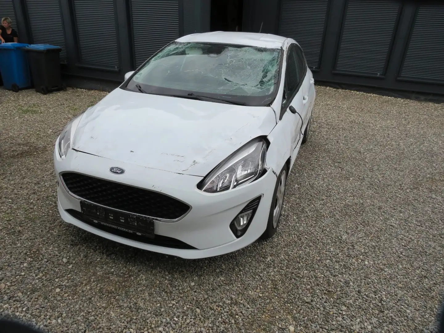 Ford Fiesta Cool & Connect Weiß - 1