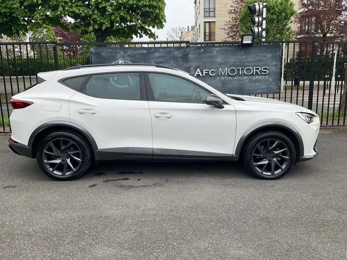 CUPRA Formentor e-HYBRID 204 Ch DSG6 Blanc - 2