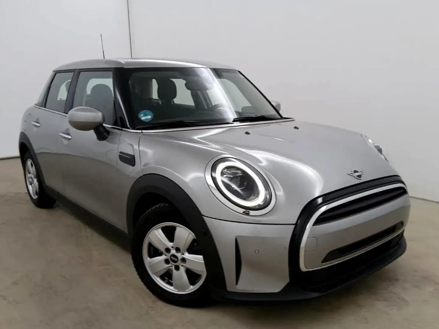 MINI Cooper Essiential Trim 5T Pano HUD Navi Kam LED Grau - 2