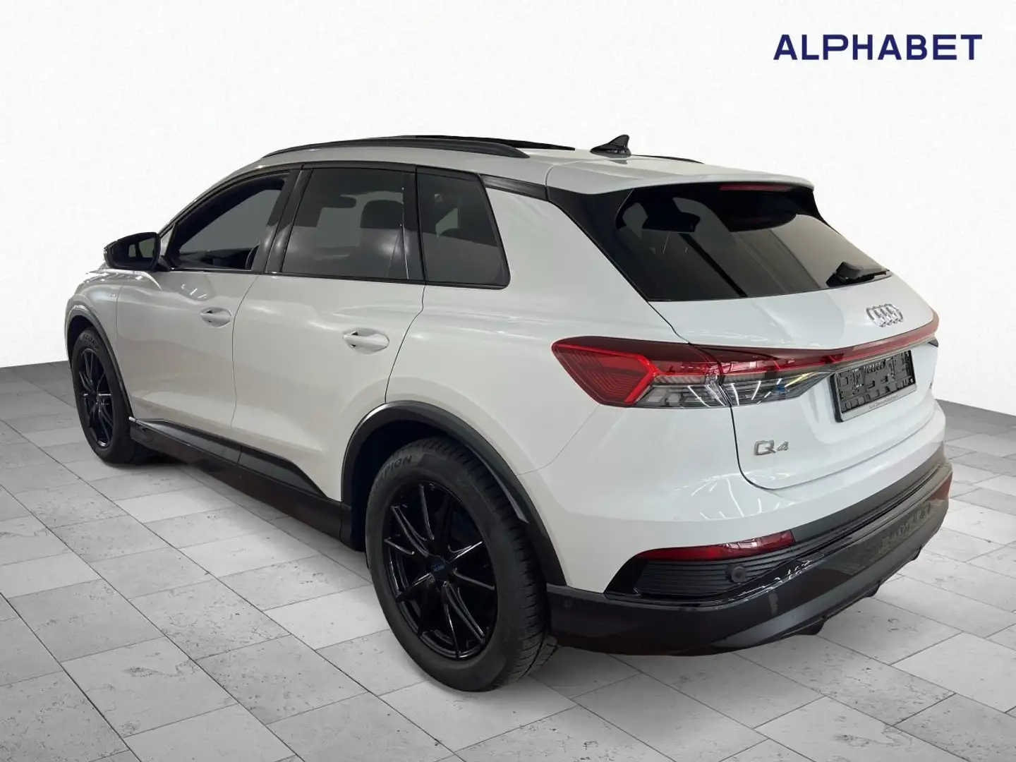 Audi Q4 e-tron Q4 55 e-tron quattro AHK S Line 360° StHz Weiß - 2