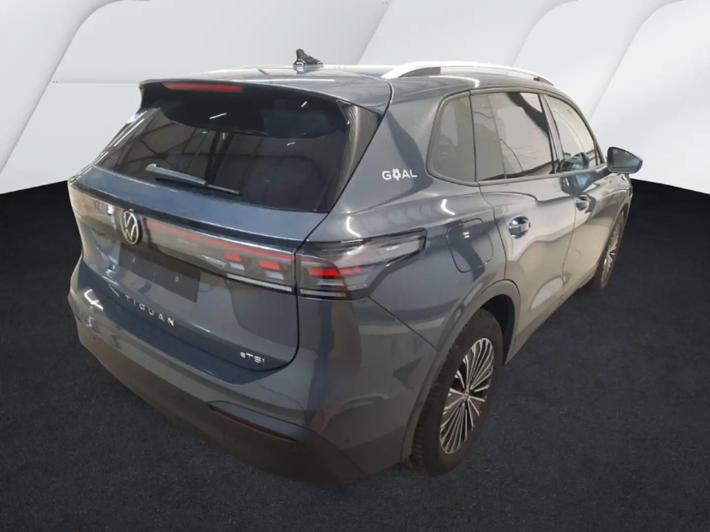 Volkswagen Tiguan 1.5 eTSI DSG Goal Matrix AHK Navi 360° ACC Grau - 2