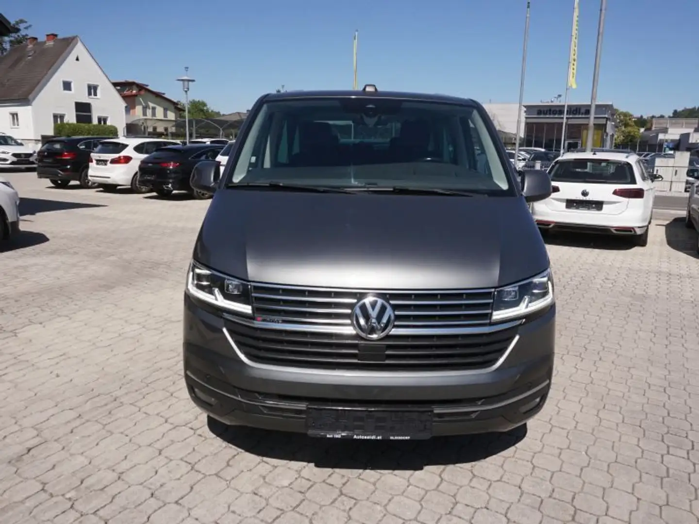 Volkswagen T6.1 Multivan Cruise 2,0 TDI 4Motion DSG *VIRTUAL+STHZG+LED* Grau - 2