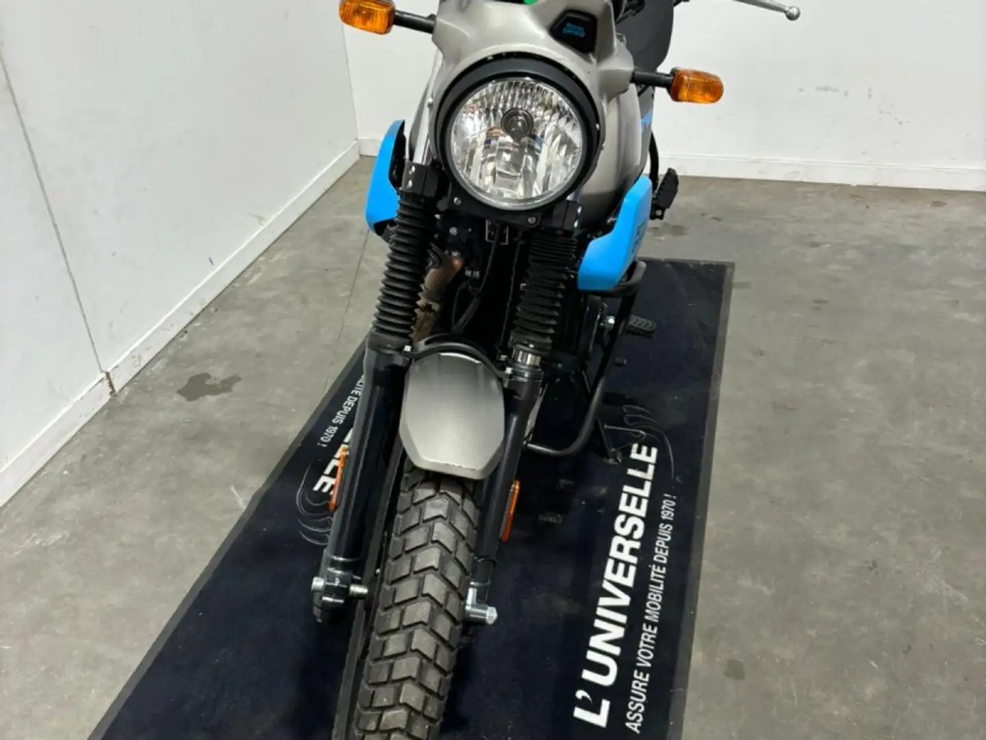 Royal Enfield Scram 411 Graphite Blue Orange - 1