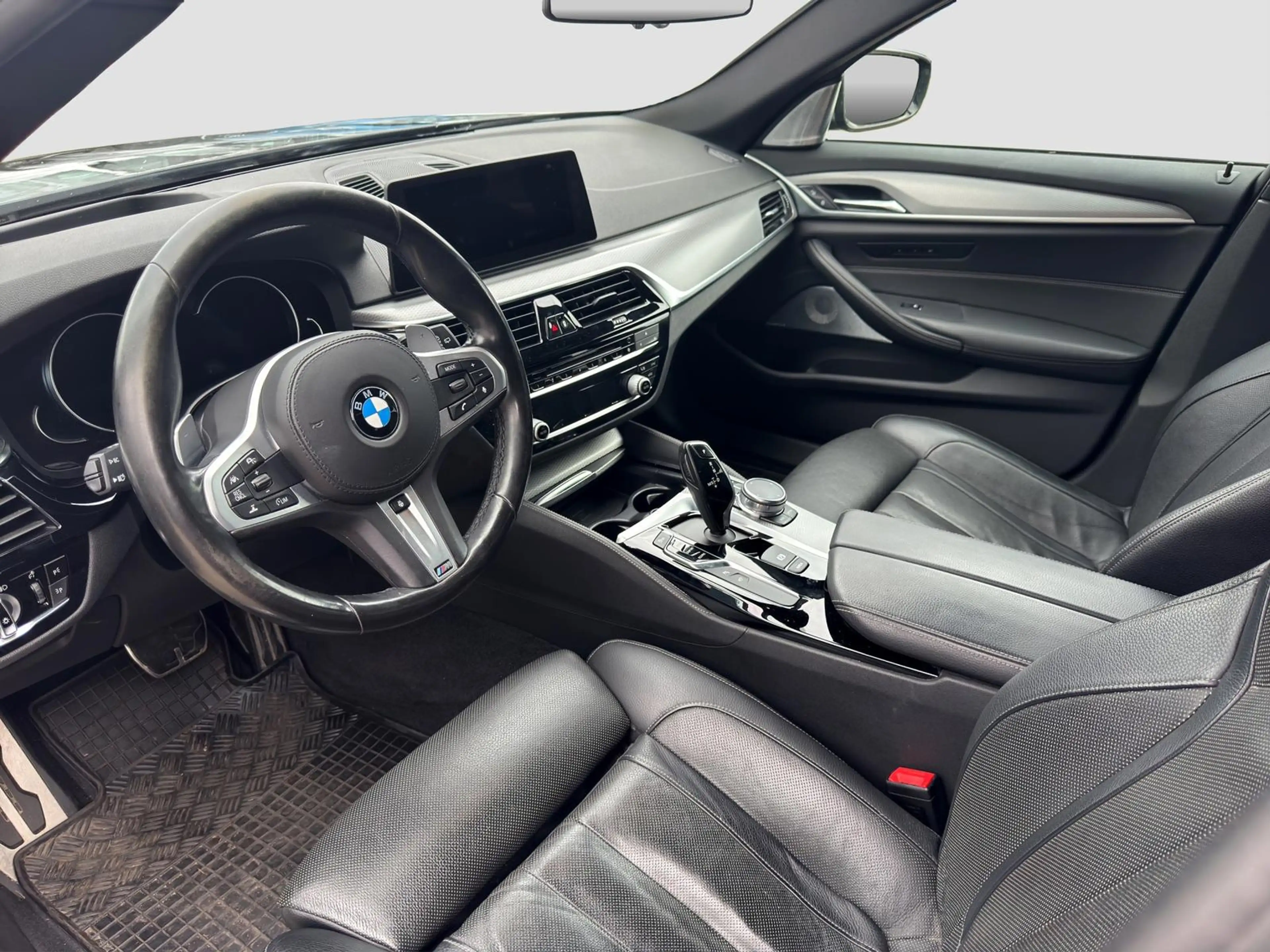 BMW 550 M50d *ViCo*B&W*MEMRY*M-SPORT*APP*STHZ*360°* — photo 3