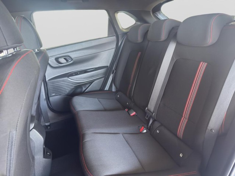 Hyundai i20 N LINE + SITZHEIZUNG HINTEN + SCHWARZ-DACH Klima — photo 11