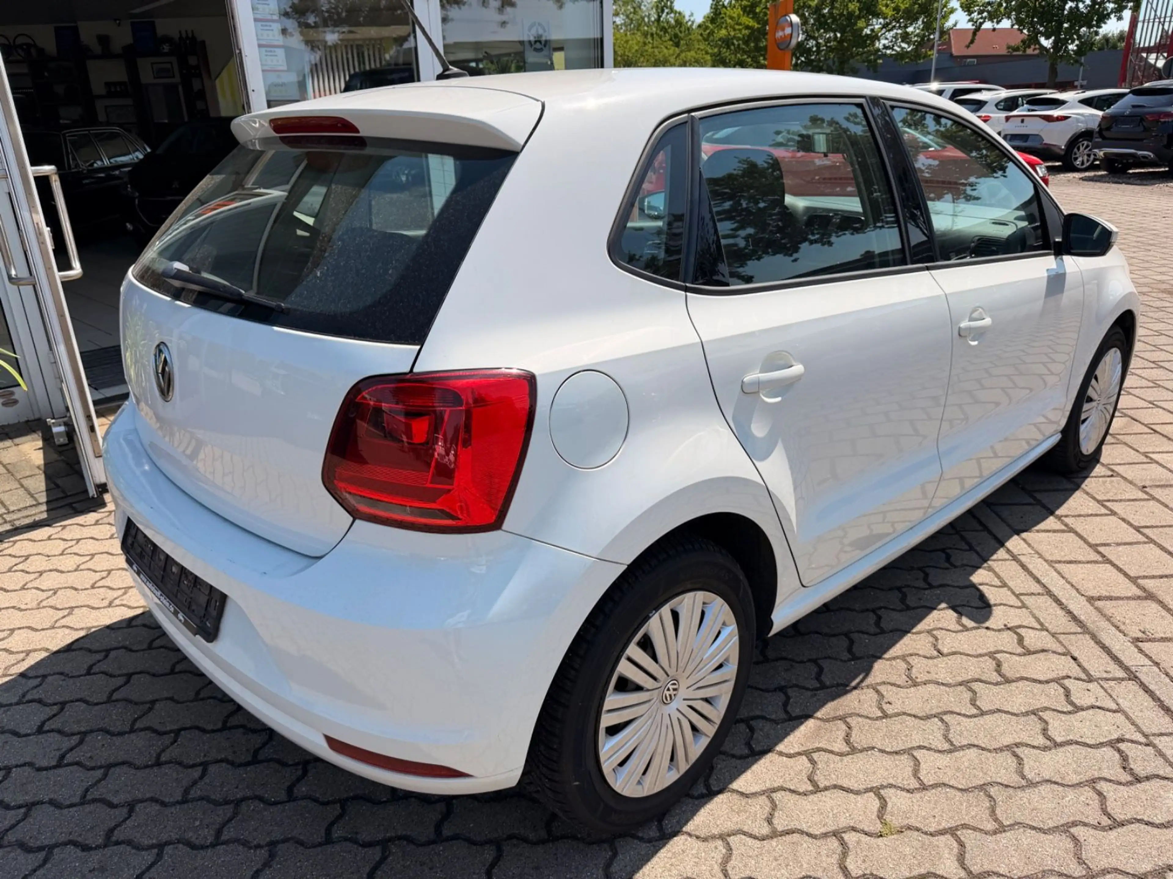 Volkswagen Polo V Match , Sitzheizung,Allwetter — photo 7