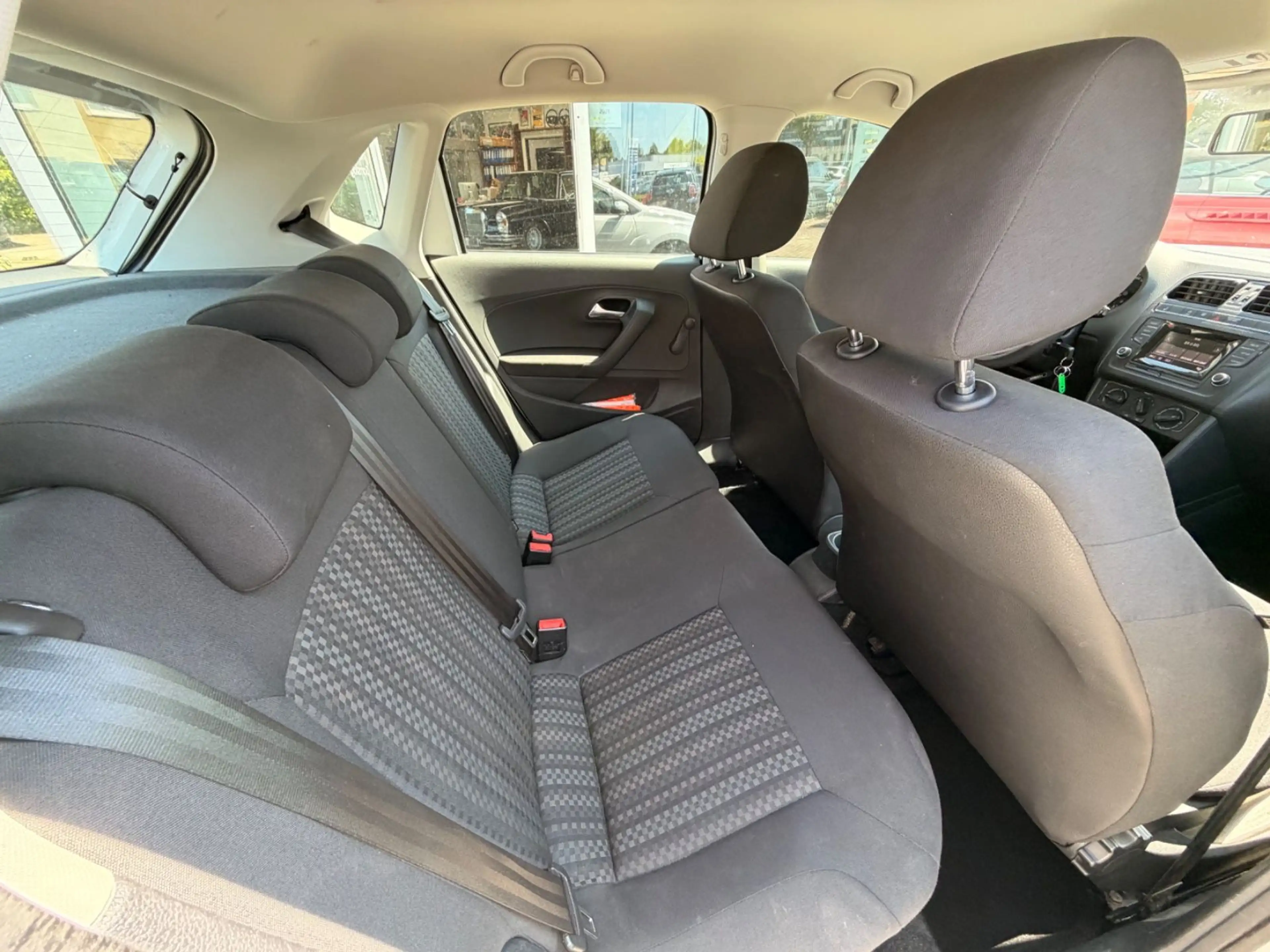 Volkswagen Polo V Match , Sitzheizung,Allwetter — photo 10