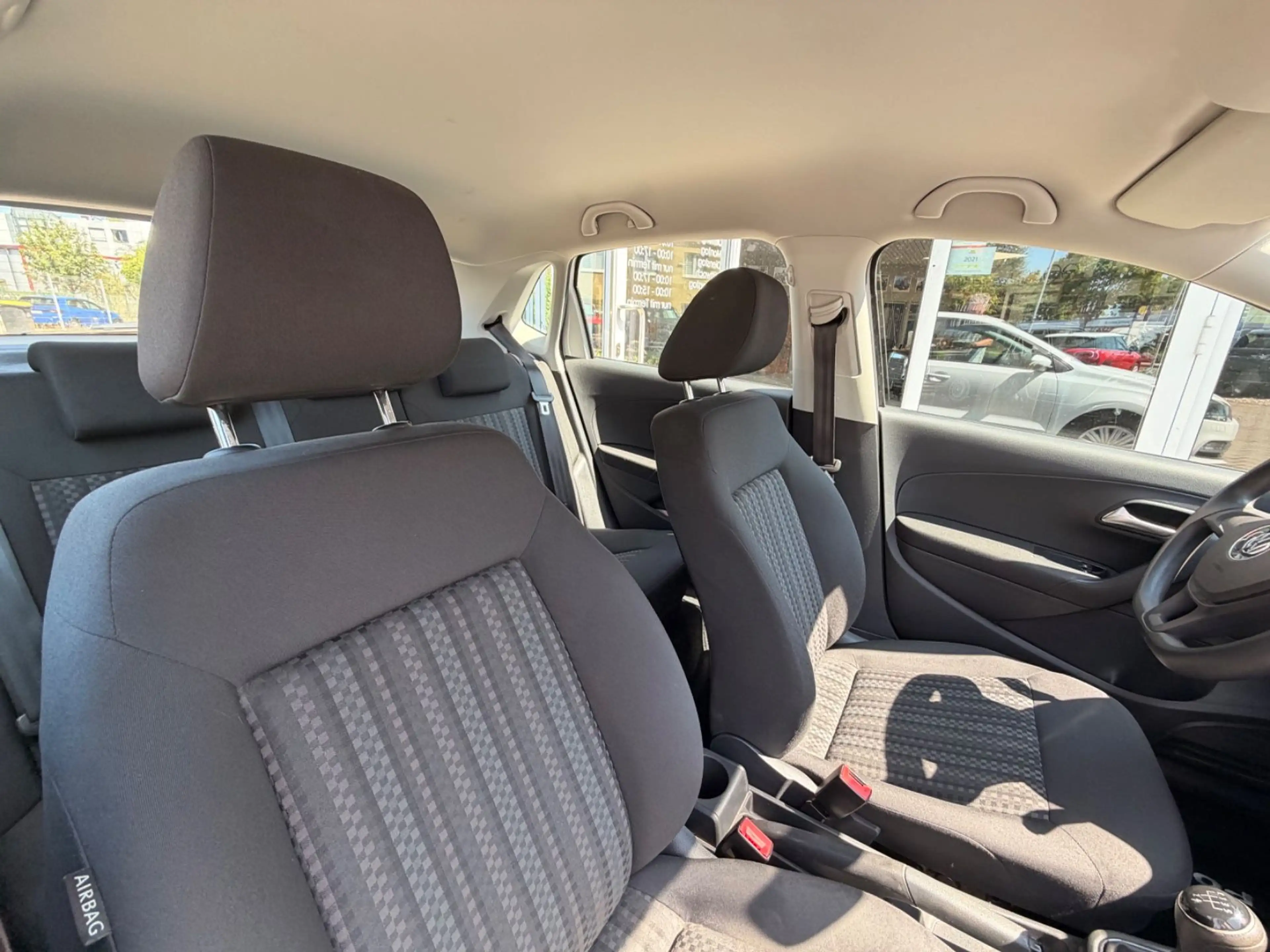 Volkswagen Polo V Match , Sitzheizung,Allwetter — photo 14