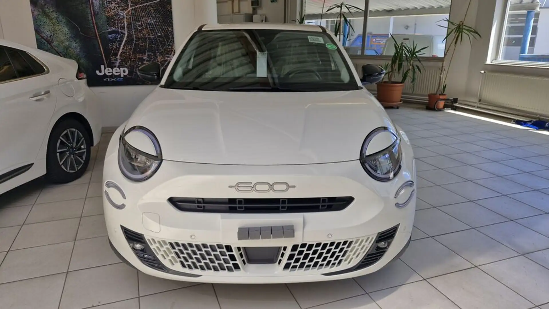 Fiat 600 600e La Prima Weiß - 2