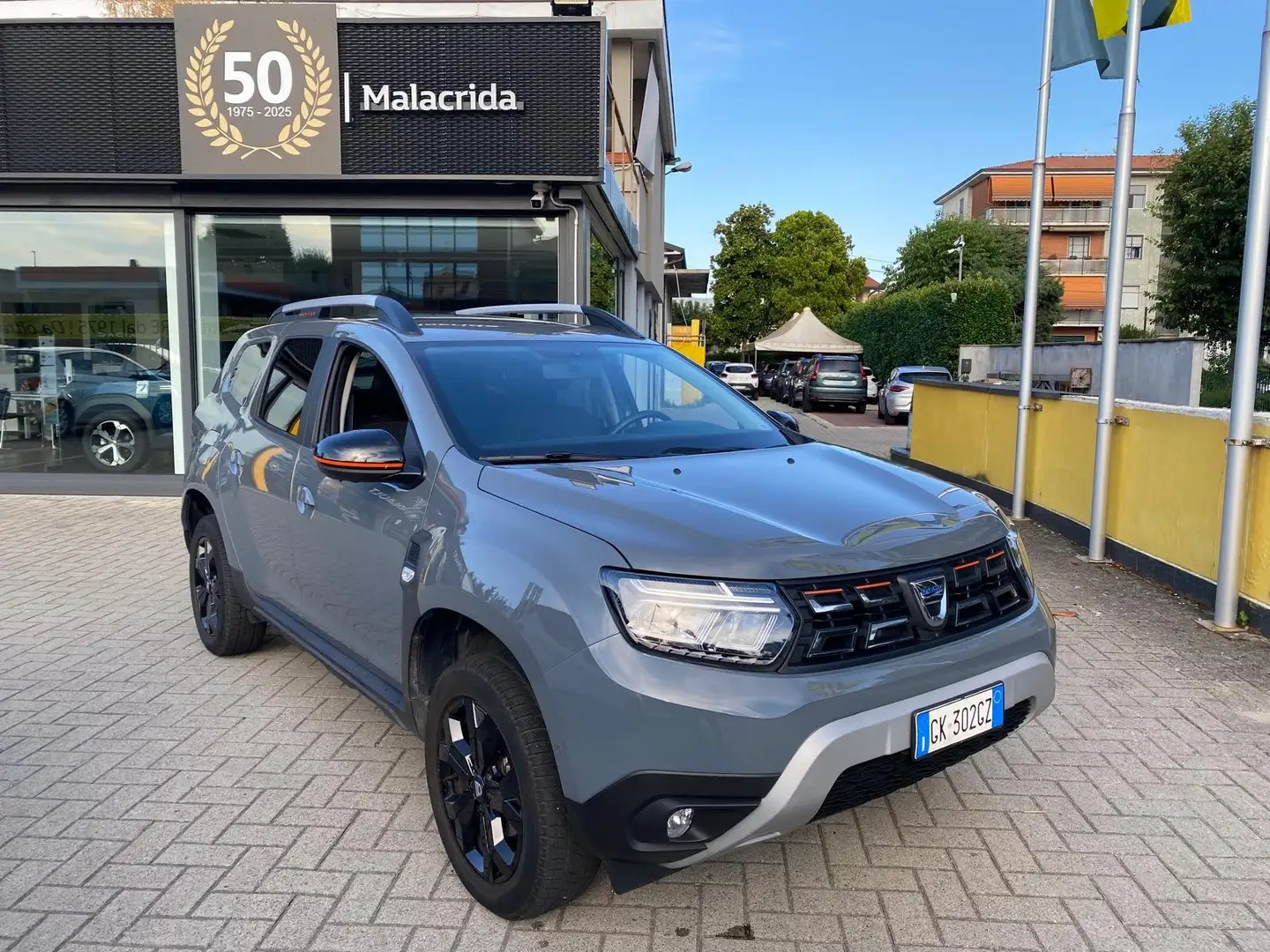 Dacia Duster Duster II 2021 1.0 tce SL Extreme Gpl 4x2 100cv Grigio - 1