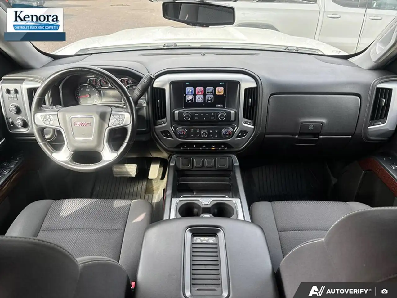 GMC Sierra 1500 снимка GMC Sierra 1500
