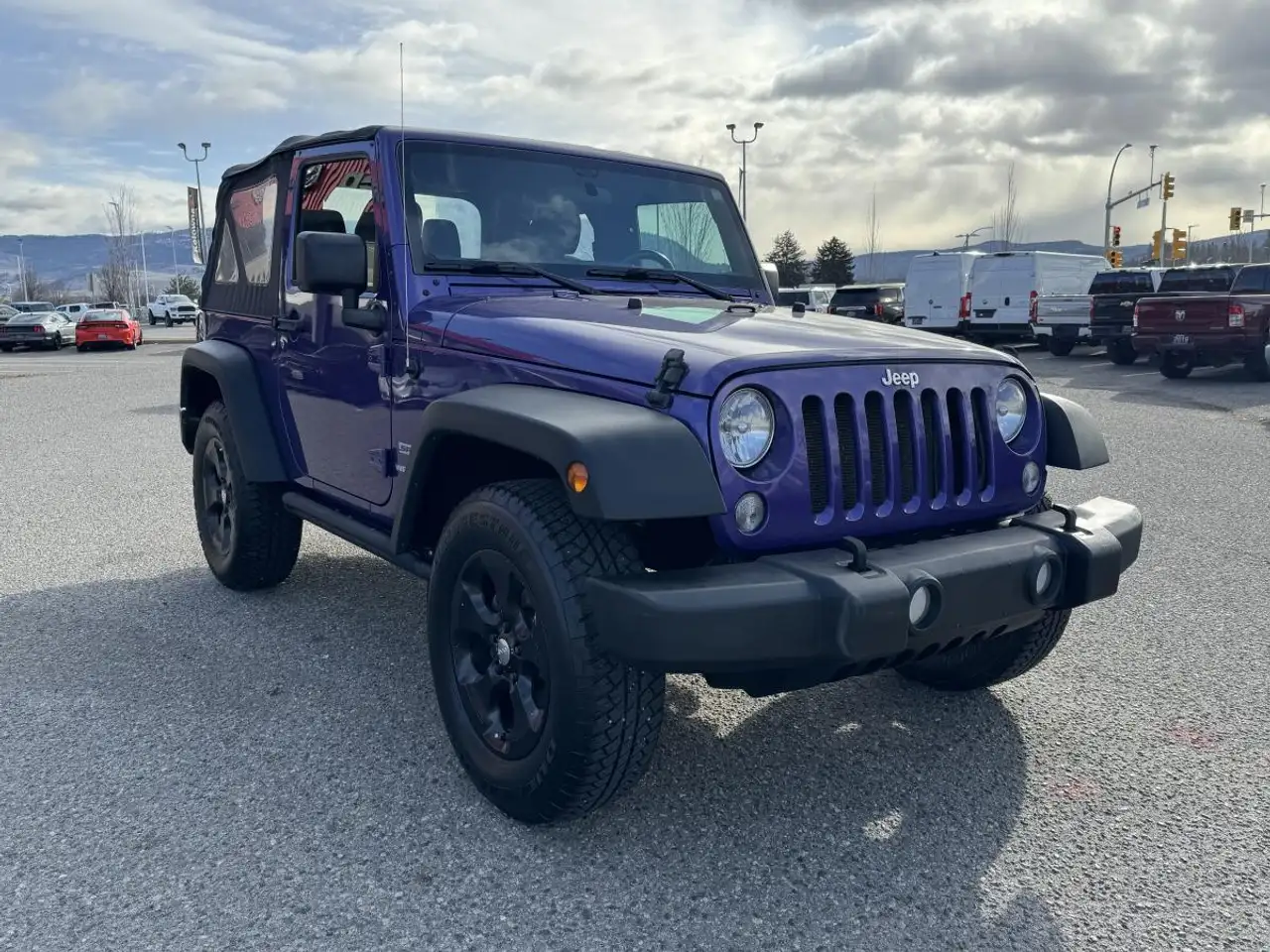 Jeep Wrangler снимка Jeep Wrangler