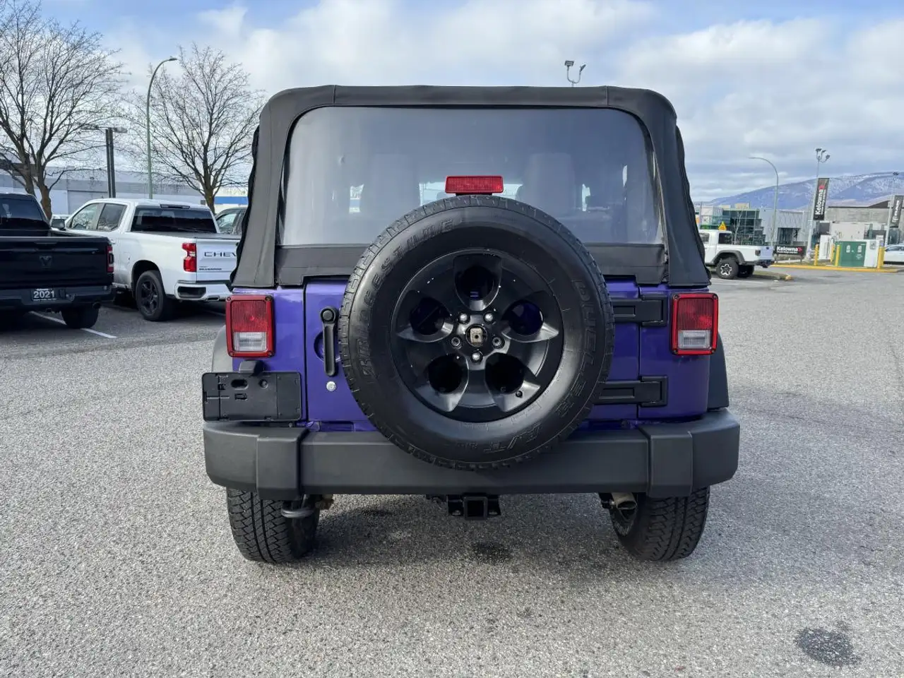 Jeep Wrangler снимка Jeep Wrangler