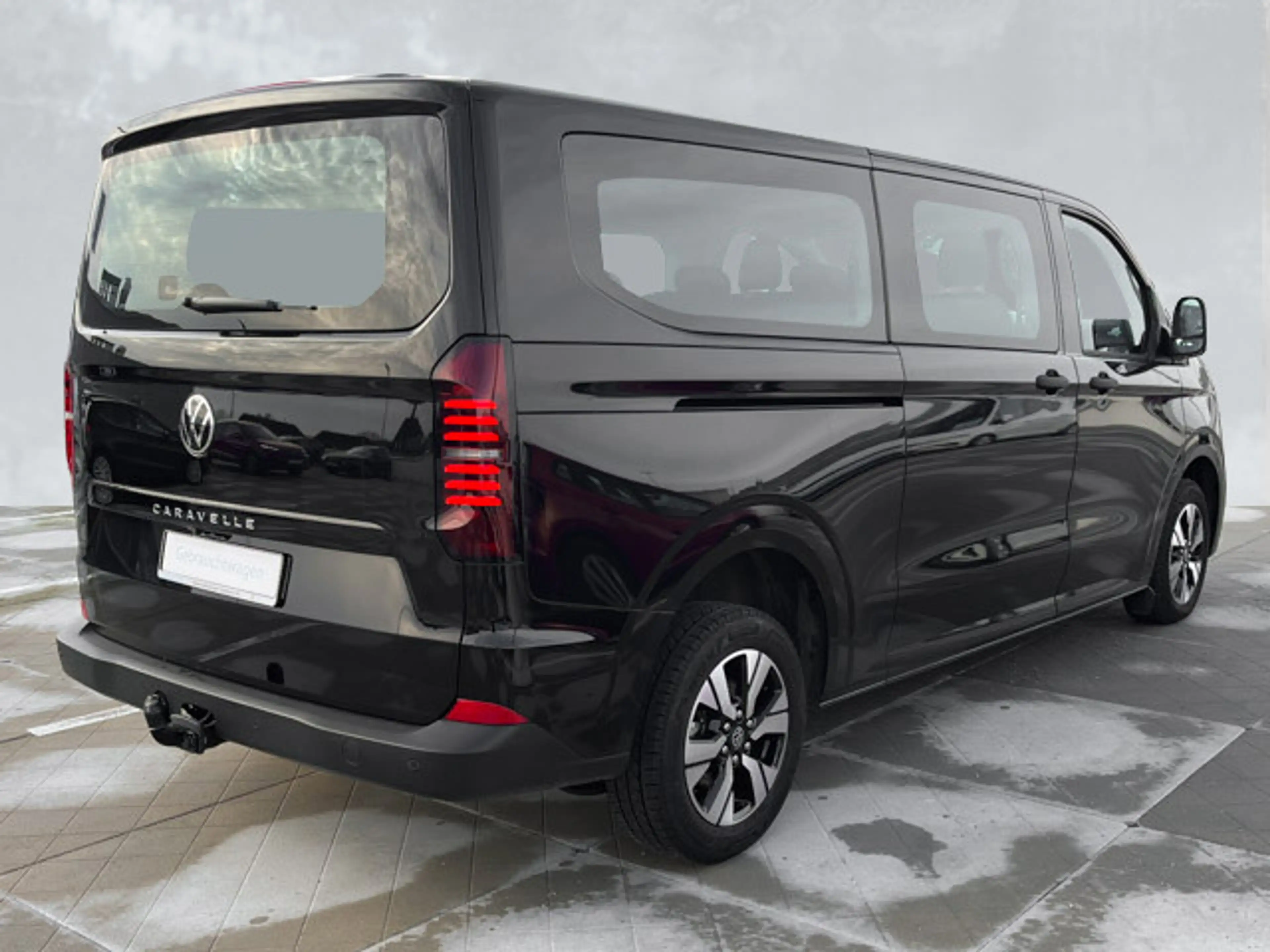 Volkswagen T7 Caravelle 2.0 TDI DSG Navi AHK LED RearView A — photo 3