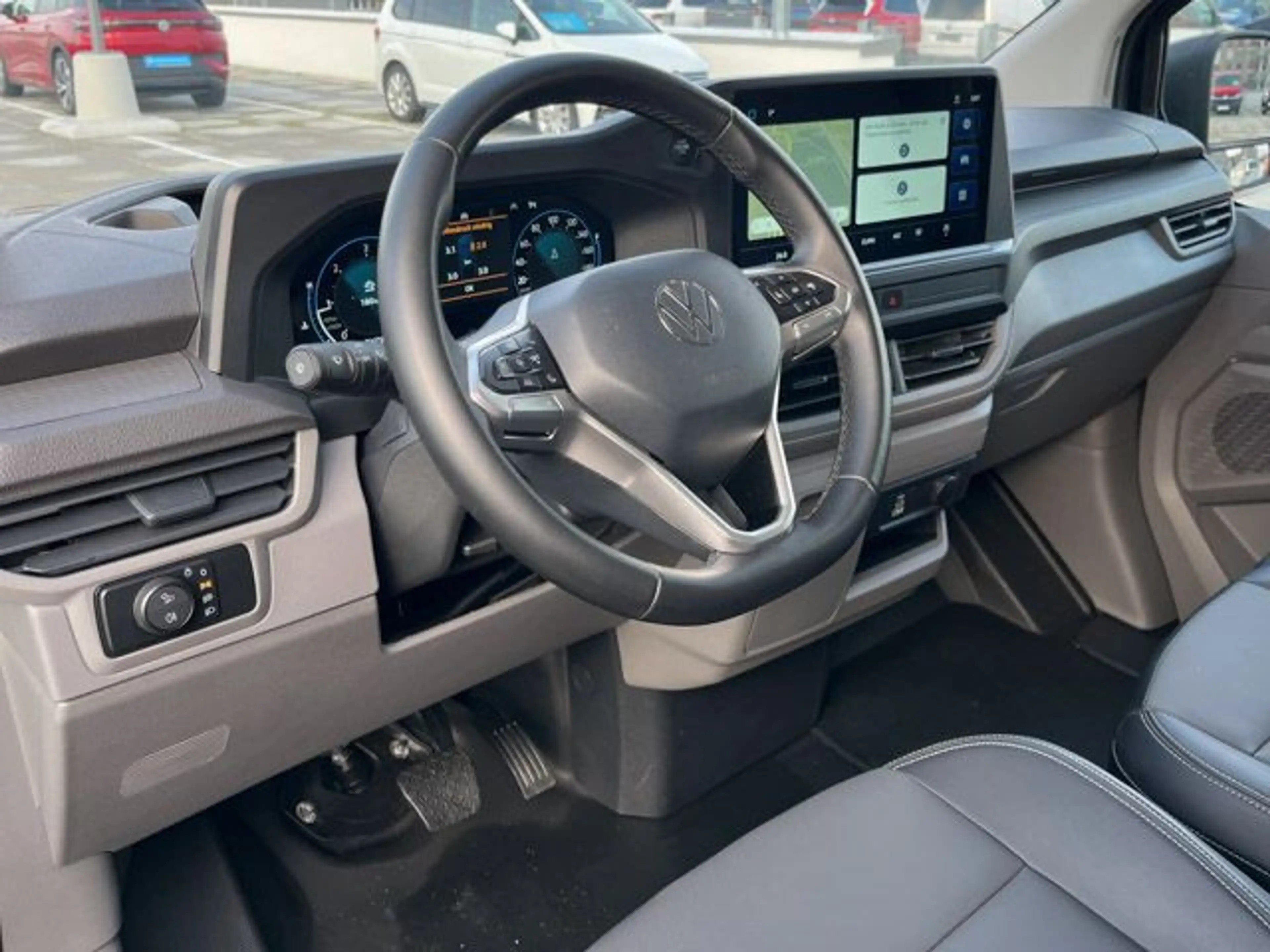 Volkswagen T7 Caravelle 2.0 TDI DSG Navi AHK LED RearView A — photo 10