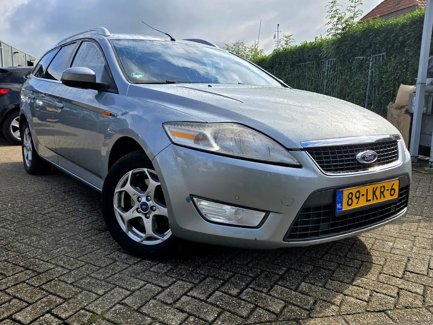 Ford Mondeo Wagon 2.0 TDCi Limited Navi/Climate/Pdc/Trekhaak Grijs - 1