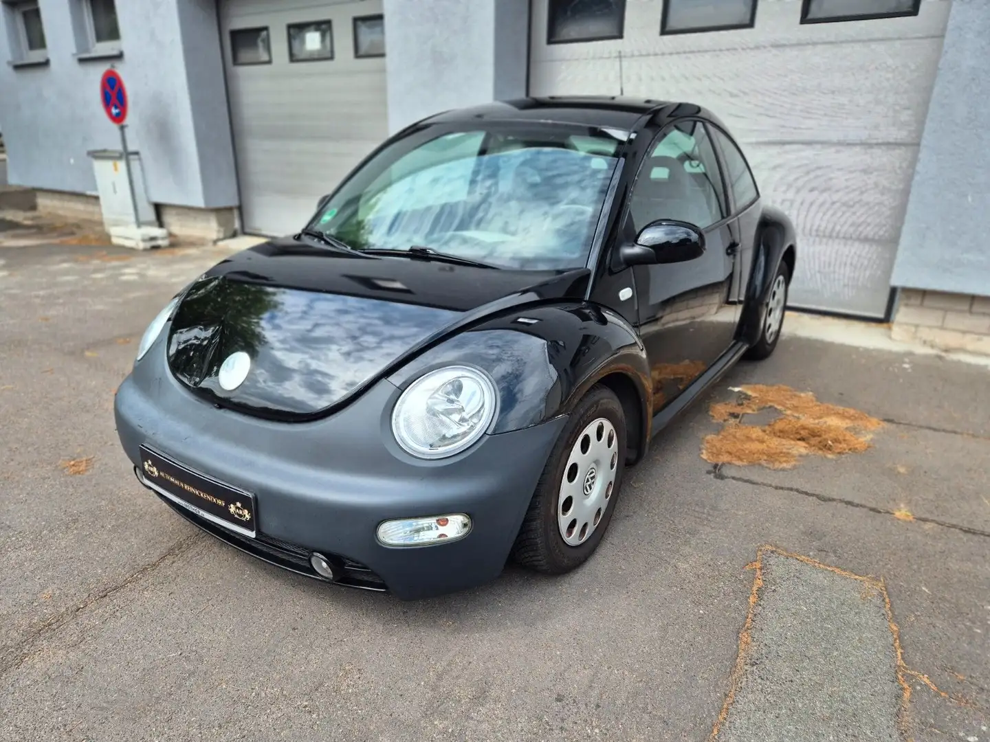 Volkswagen New Beetle Lim. 2.0   AUTOMATIK.KLIMA.SCHECKHEFT Noir - 1