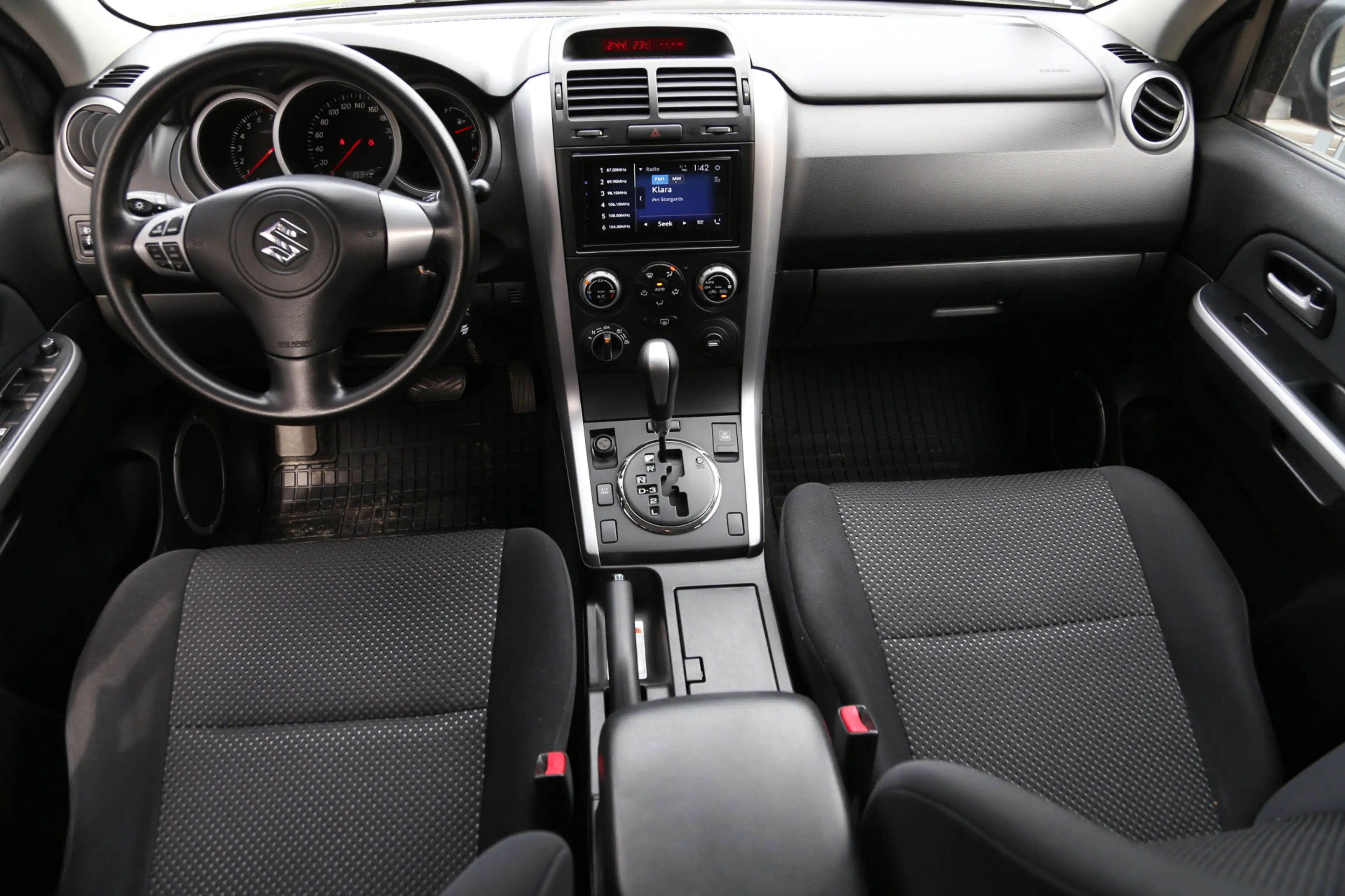 Suzuki Grand Vitara 2.0-16V 4WD Shogun Automaat — photo 5