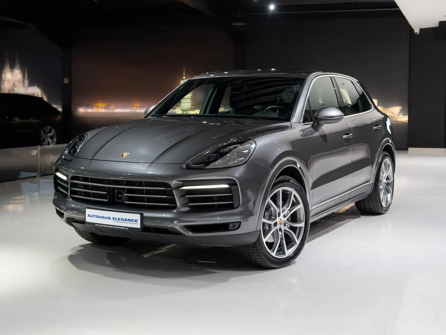 Porsche Cayenne *LIFT*MATRIX*BOSE*LEDER*PANO*SPORT-AUSPUFF Grigio - 1