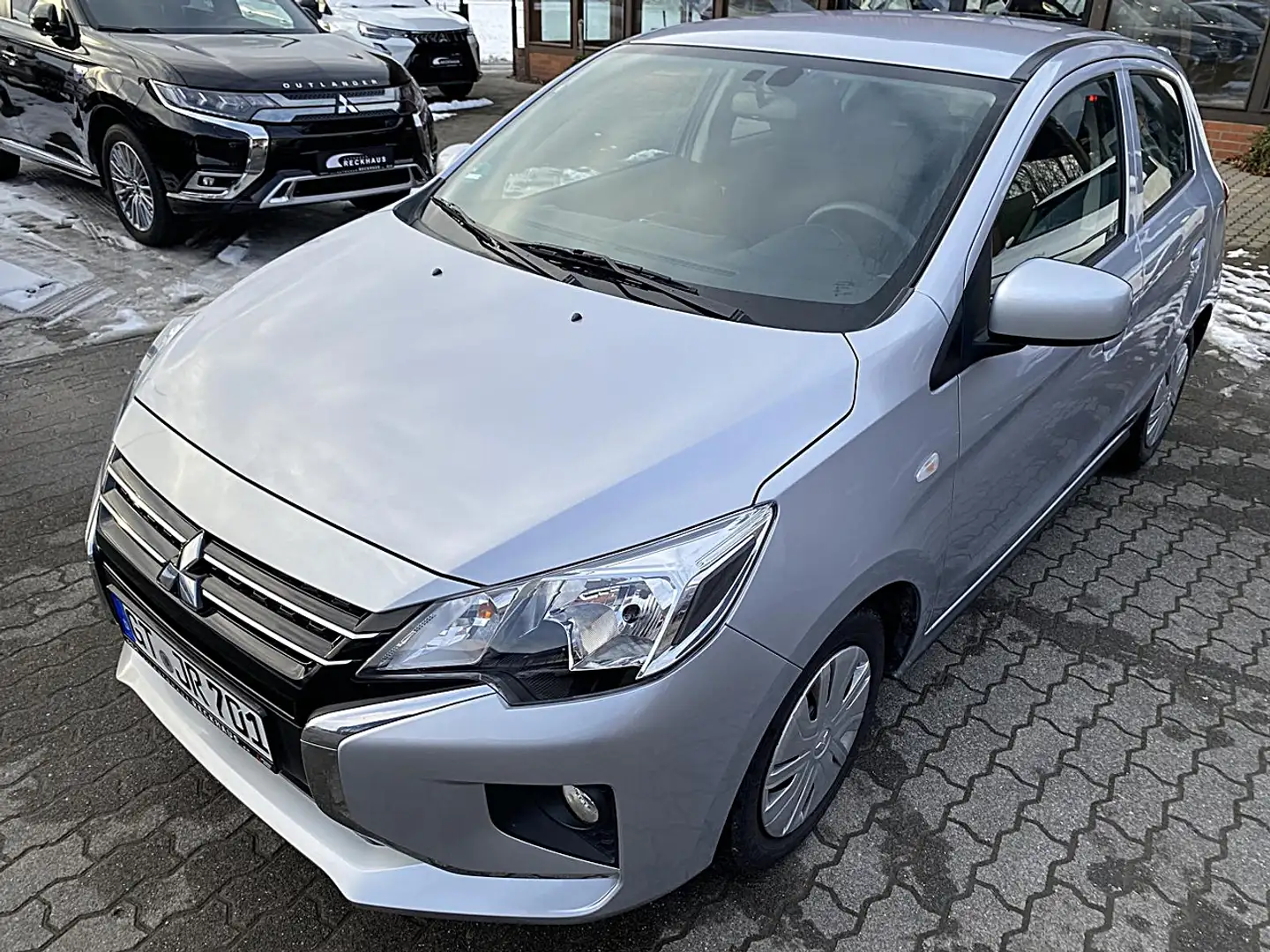 Mitsubishi Space Star SELECT 1,2l MT DAB mit Winterräder Klima Silber - 2