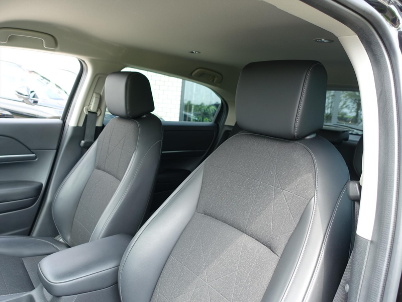 Honda HR-V 1.5 i-MMD 131pk CVT Advance Privacy Glas 4 Seizoen — photo 13