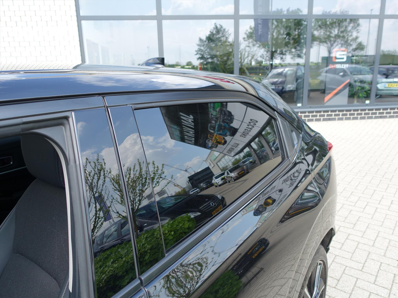 Honda HR-V 1.5 i-MMD 131pk CVT Advance Privacy Glas 4 Seizoen — photo 10