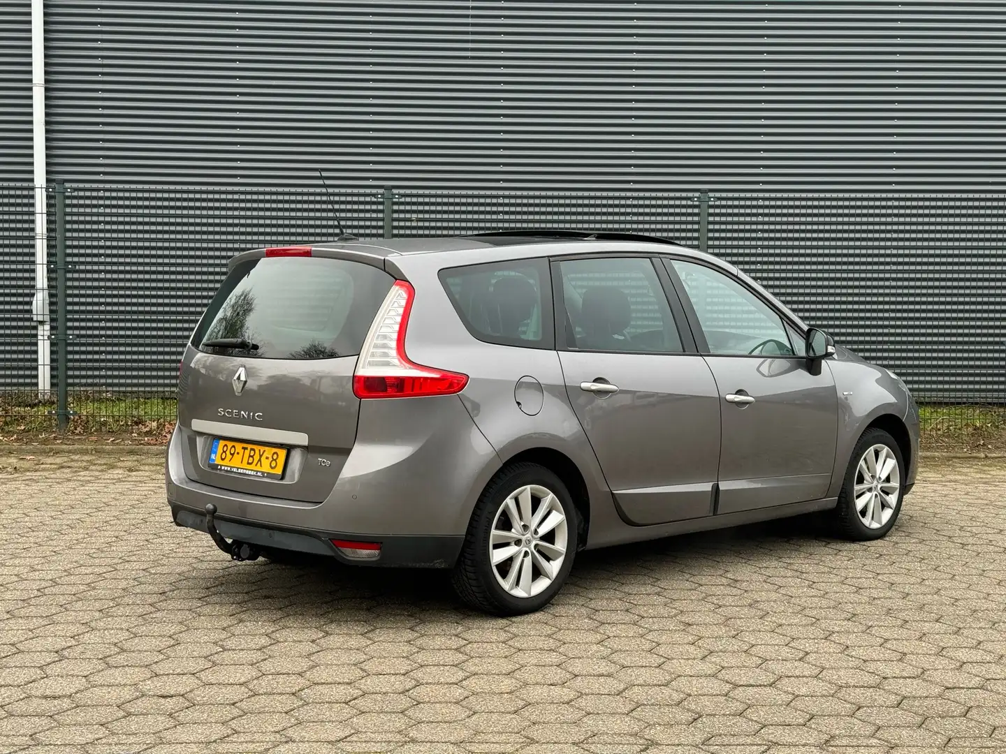 Renault Megane Grand Scenic 1.4 TCe BOSE Pano Trekhaak OH. Boeken Grigio - 2