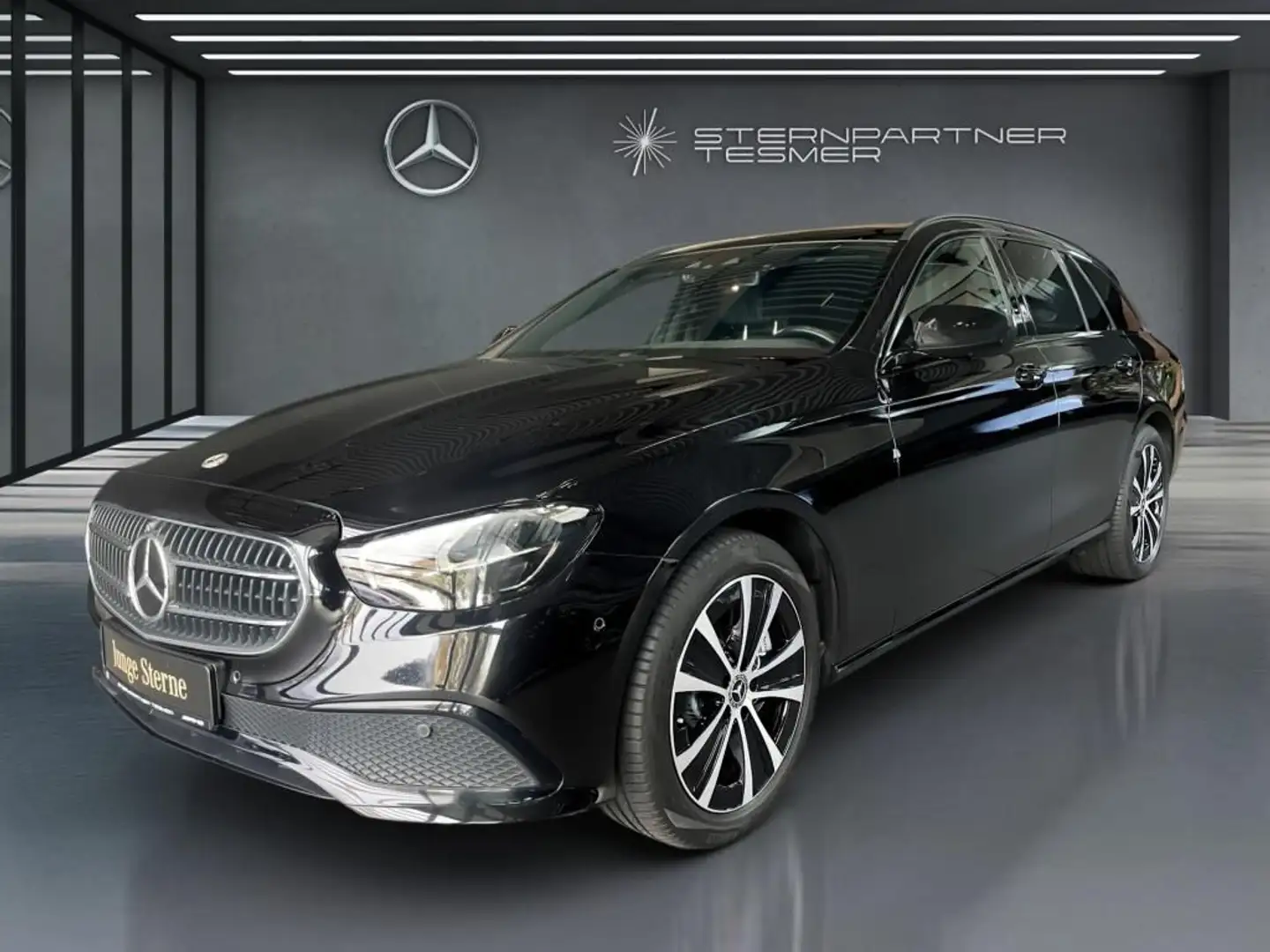 Mercedes-Benz E 300 de T Night+360GradKamera+Memory+AHK+Pano Schwarz - 1