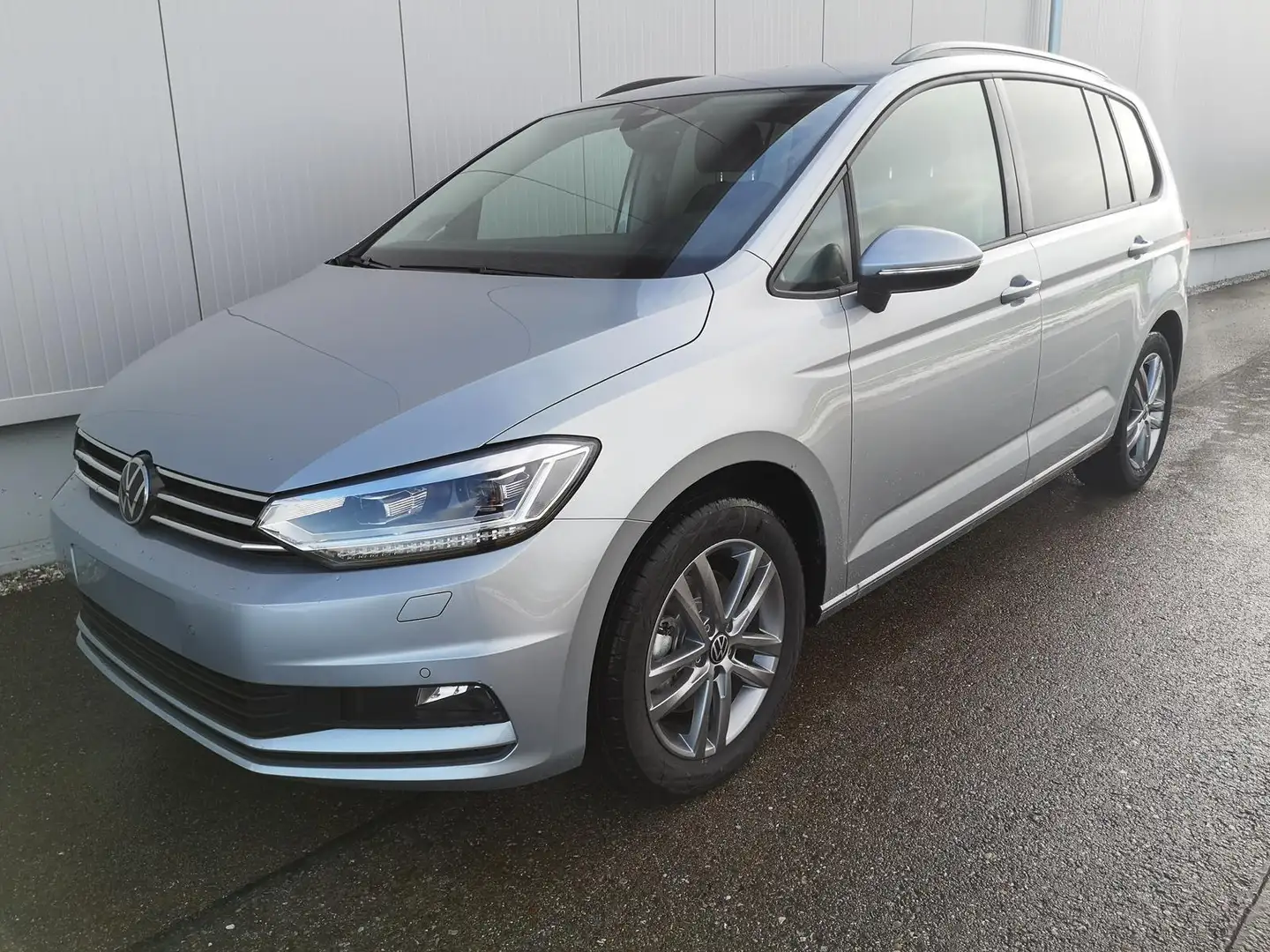 Volkswagen Touran Comfortline BMT/Start-Stopp 1.5TSI DSG 140 kW (... Silber - 1