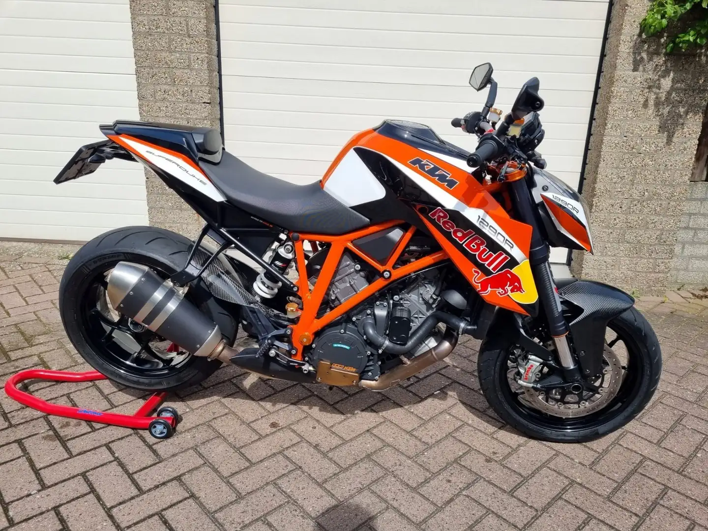 KTM 1290 Super Duke R Negro - 1