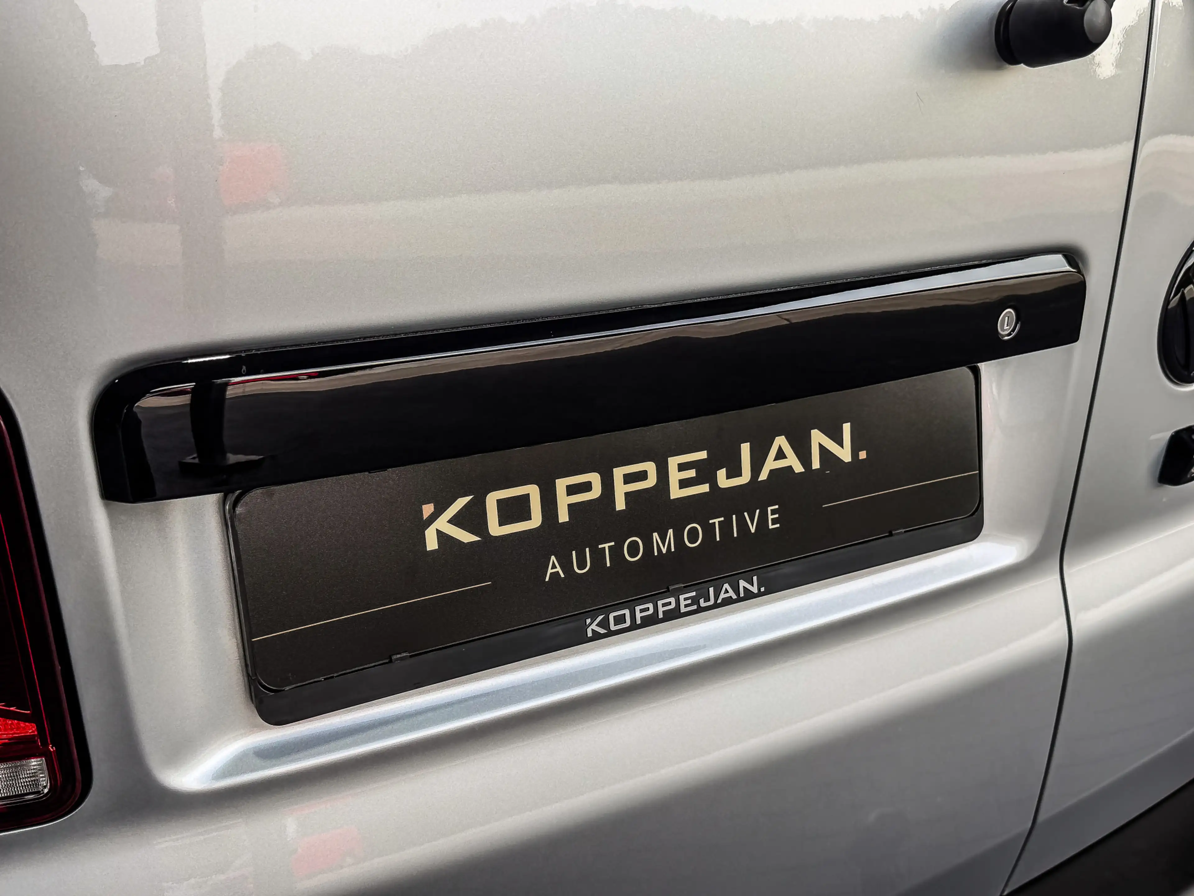 Volkswagen T6.1 Transporter 2.0 TDI 150PK DSG Bestelwagen L2H1 Bulli | LED | D — photo 48