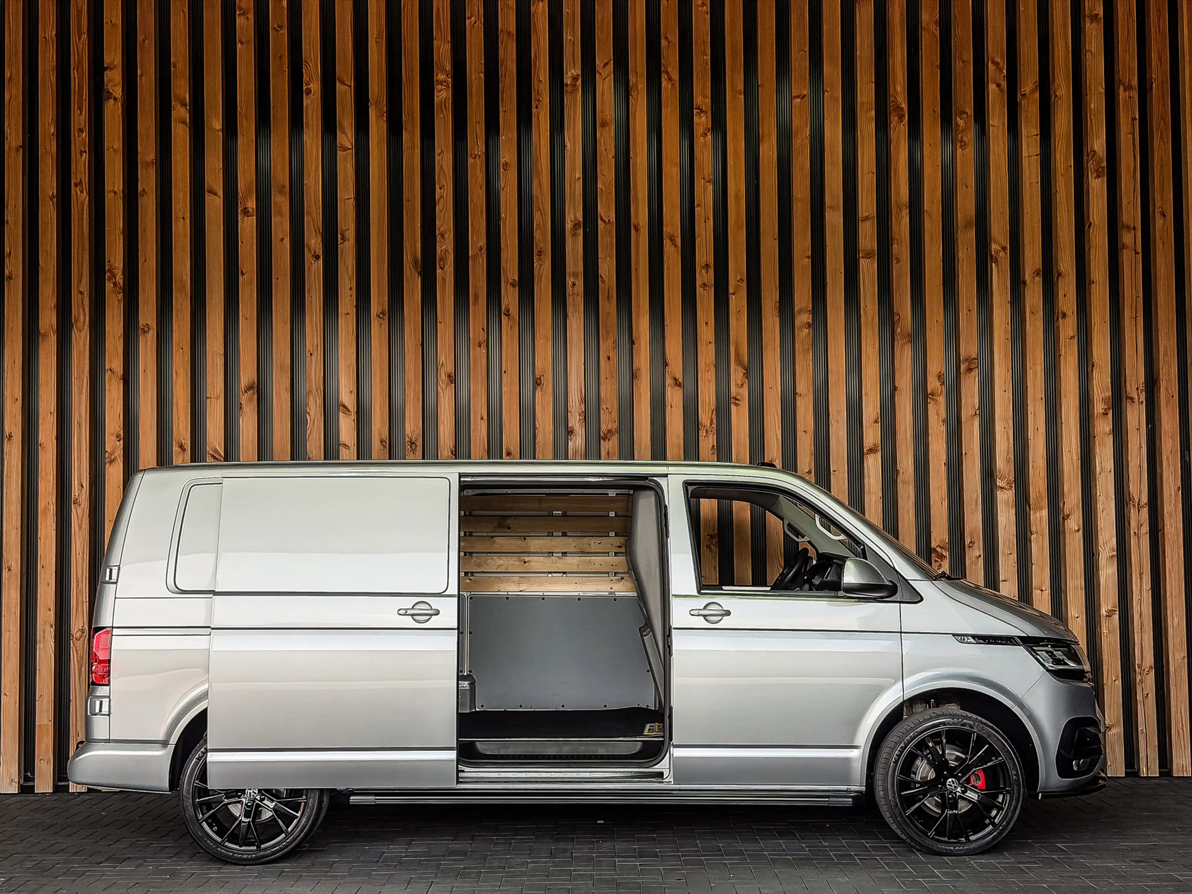 Volkswagen T6.1 Transporter 2.0 TDI 150PK DSG Bestelwagen L2H1 Bulli | LED | D — photo 4