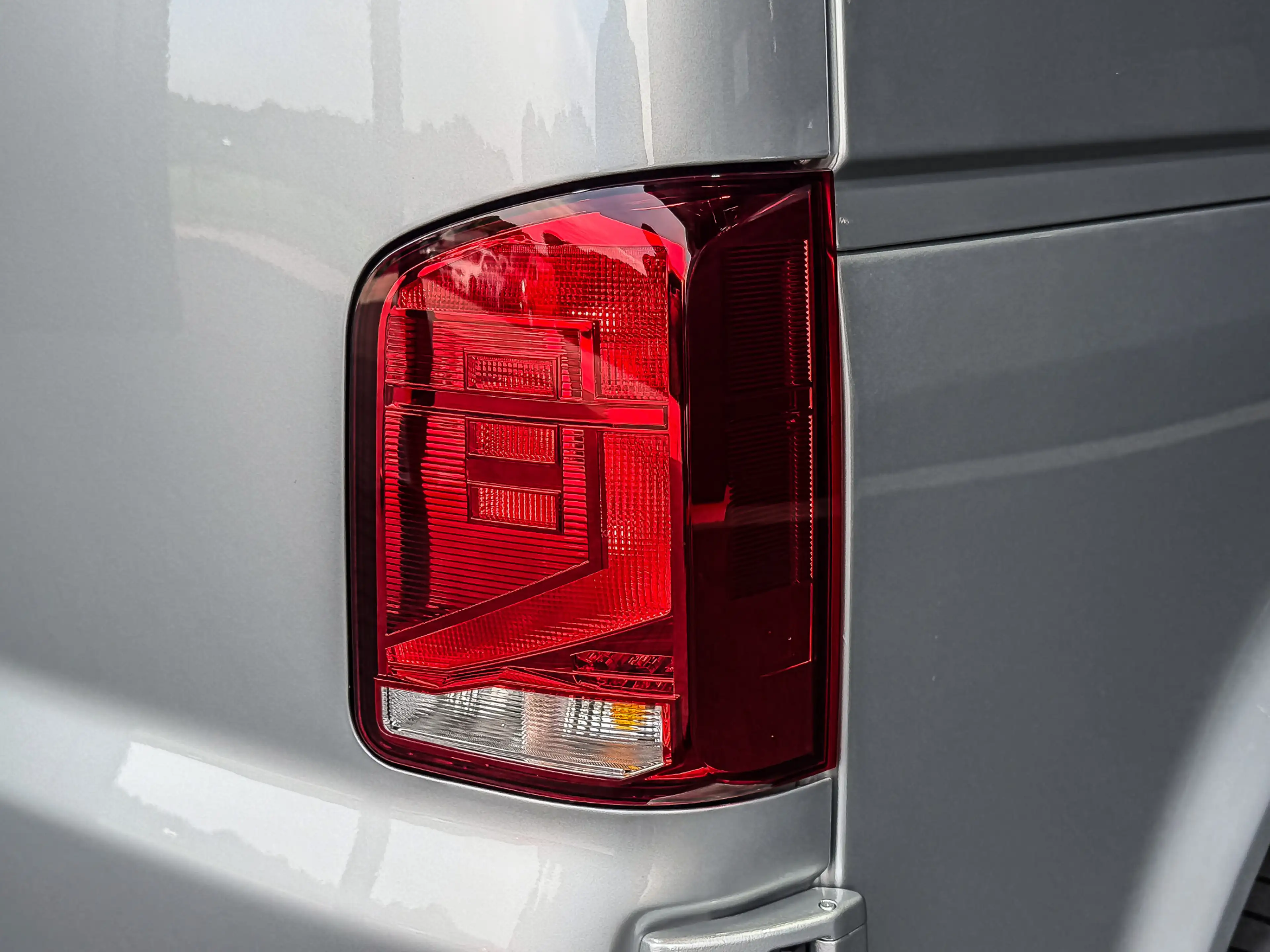 Volkswagen T6.1 Transporter 2.0 TDI 150PK DSG Bestelwagen L2H1 Bulli | LED | D — photo 50