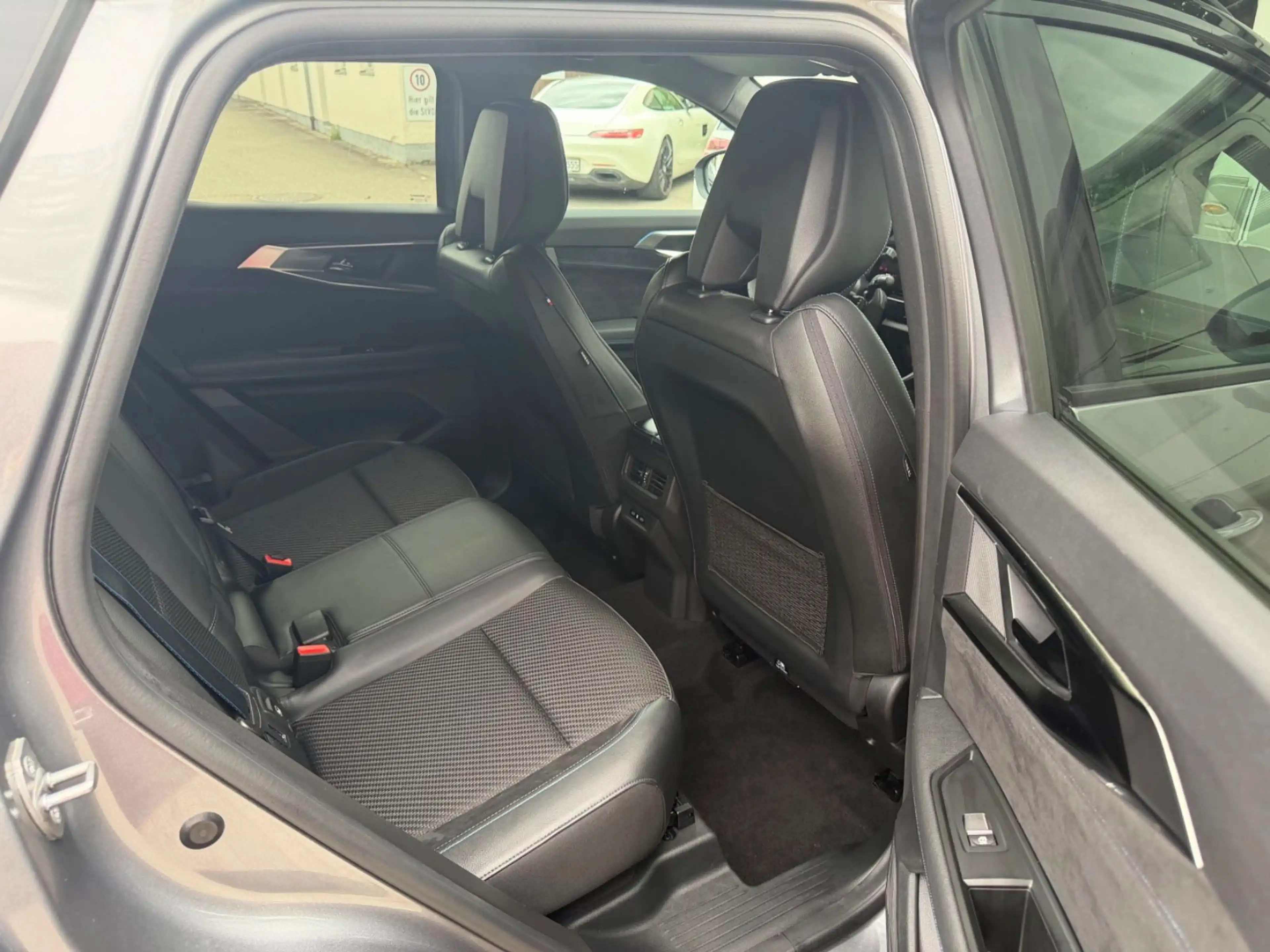 Renault Austral 1,3 TECHNO ESPRIT ALPINE LED/ALU 20"/KAM — photo 12
