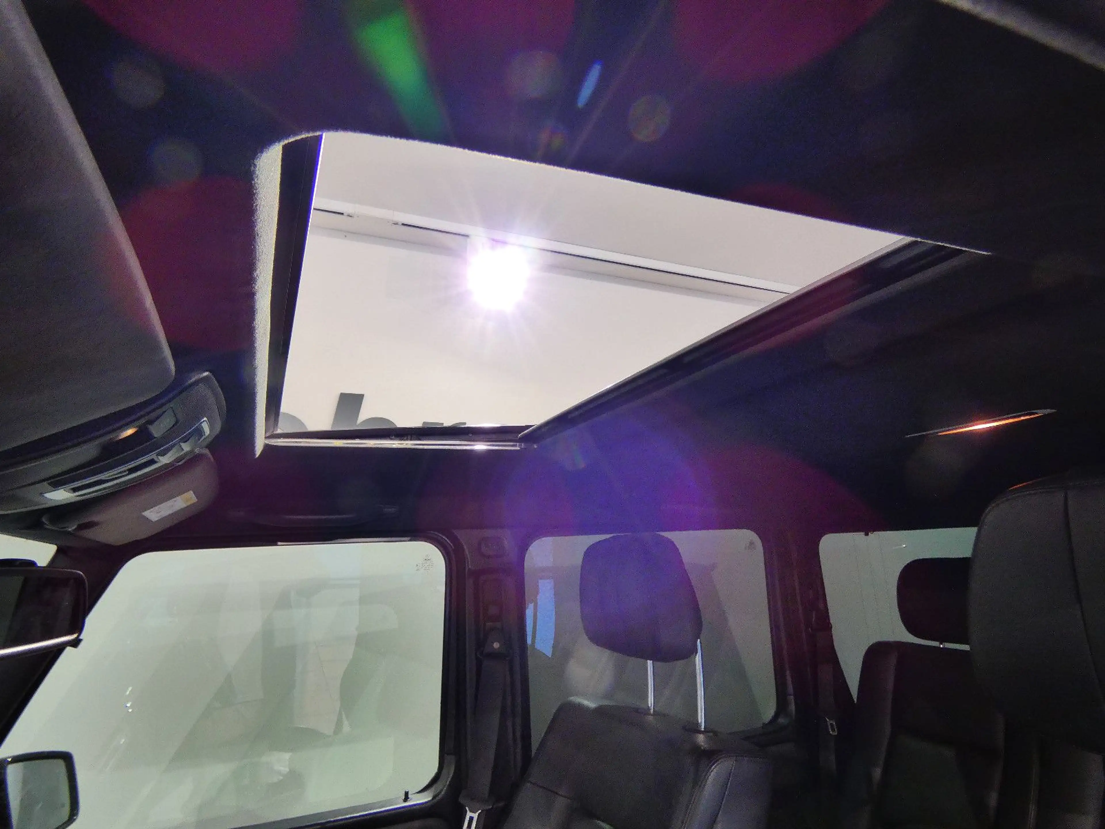 Mercedes-Benz G 350 d AMG Standh./Kamera/Schiebedach/AHK/H&K — photo 14