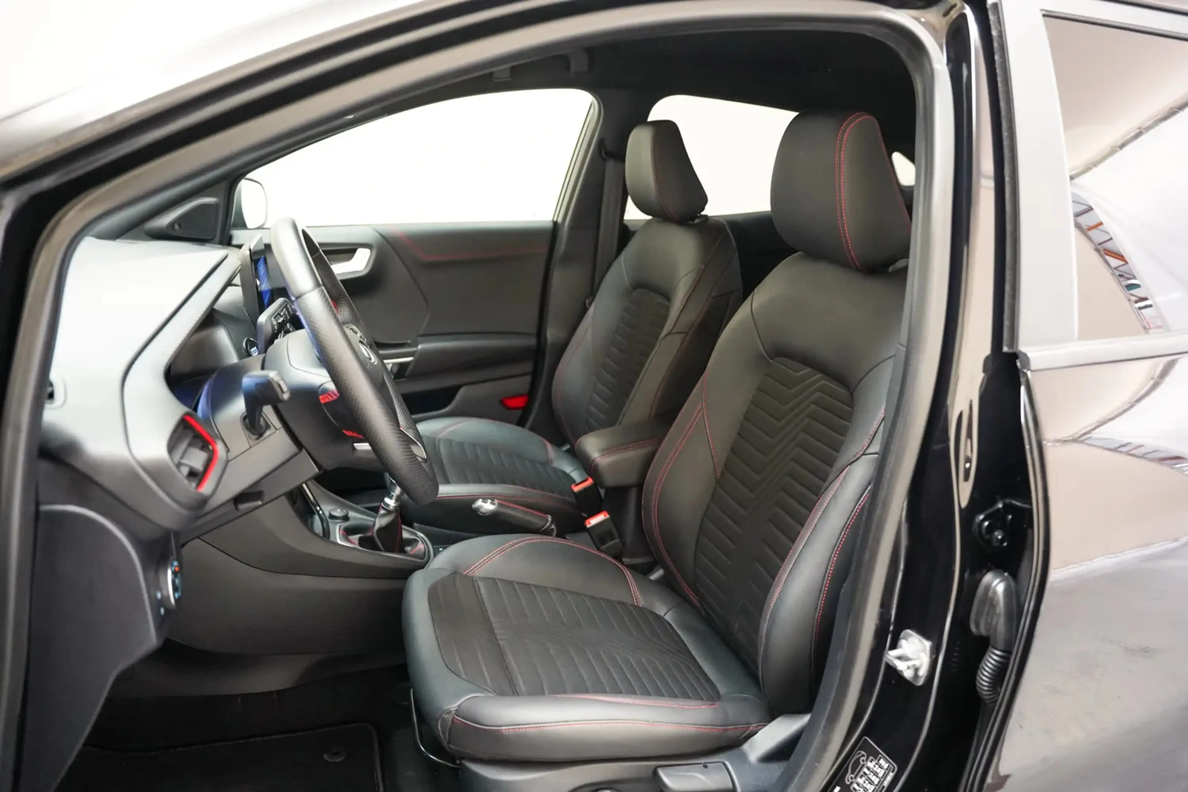 Ford Puma 1.0 EcoBoost Hybrid ST-Line X [ LED Apple/Android — photo 15