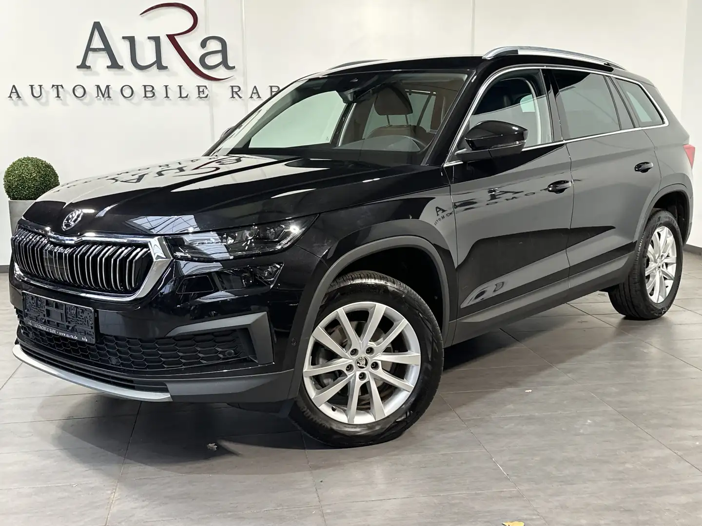Skoda Kodiaq 2.0 TDI DSG Style NAV+LED+DCC+18ZOLL+SHZ Noir - 2