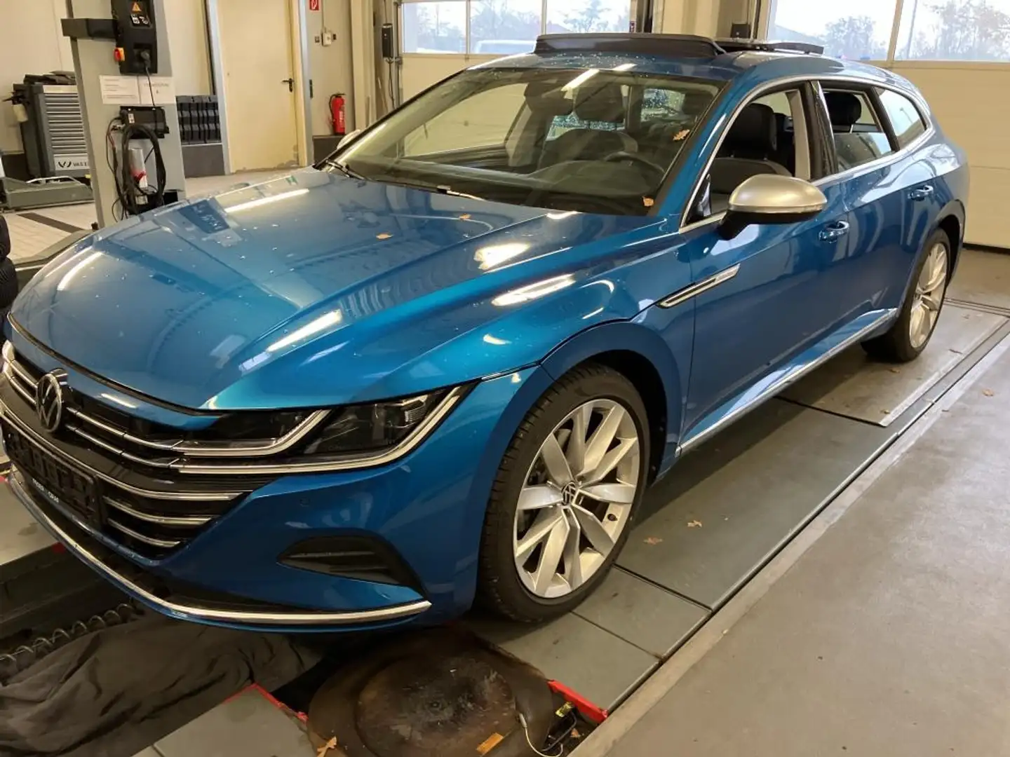 Volkswagen Arteon SB Elegance 1.4 eHybrid | LED RFK ACC Blau - 2