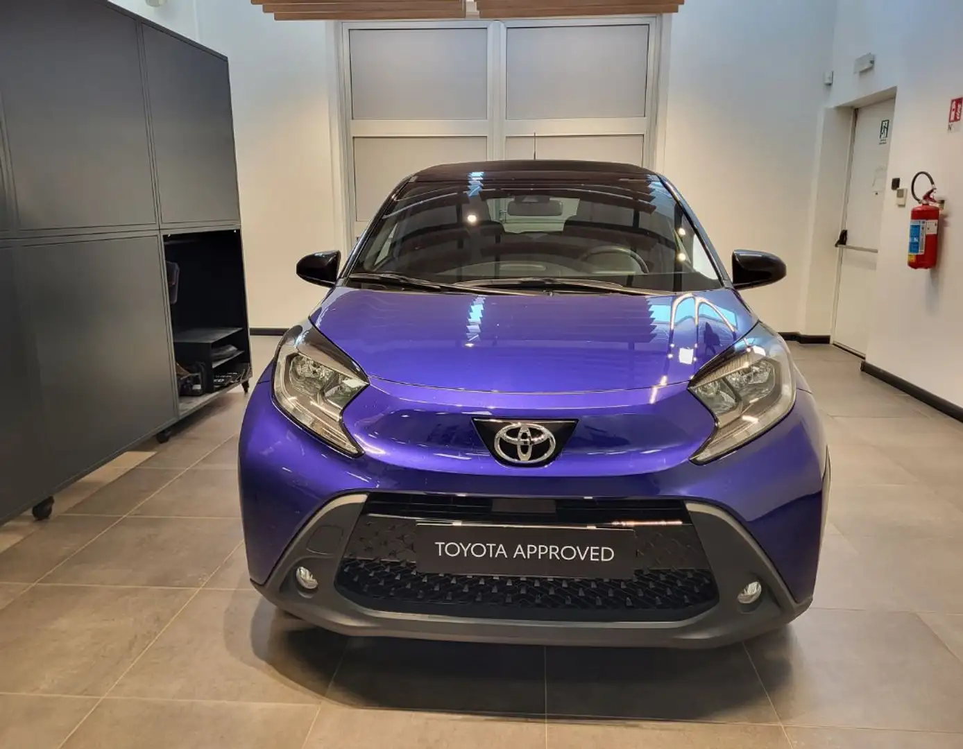 Toyota Aygo X 1.0 VVT-i 72 CV 5 porte Trend Air Blu/Azzurro - 2