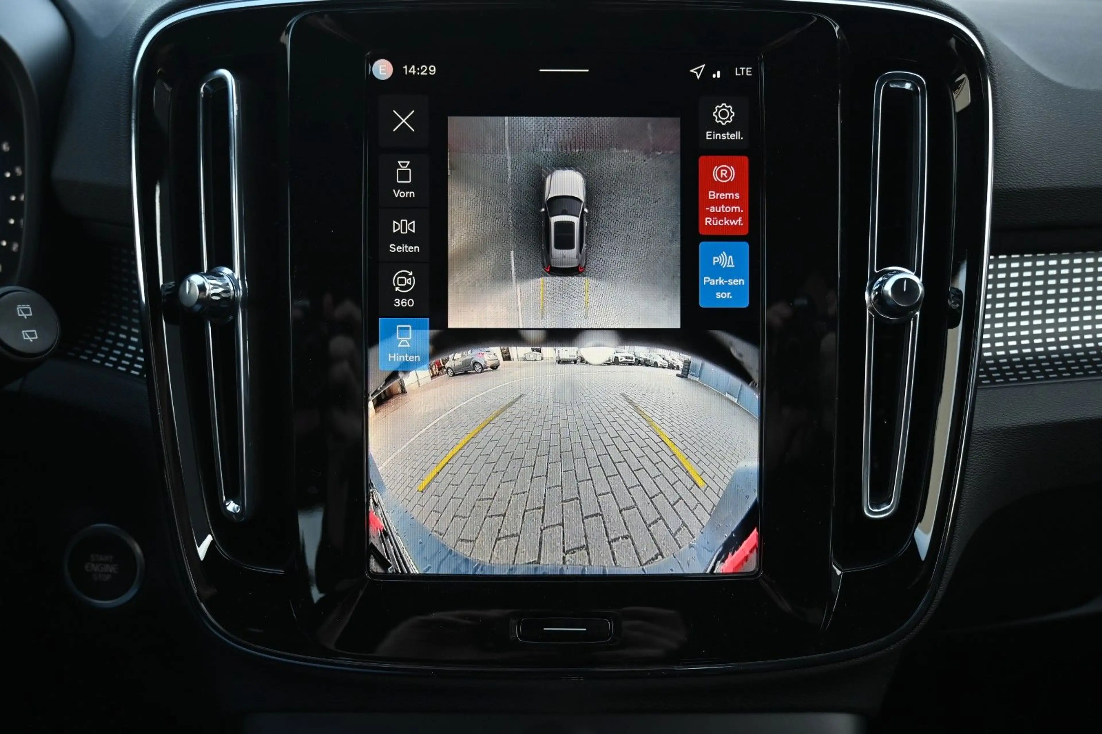 Volvo XC40 B4 DKG Plus Black Edition*STDHZG*360*ACC — photo 21