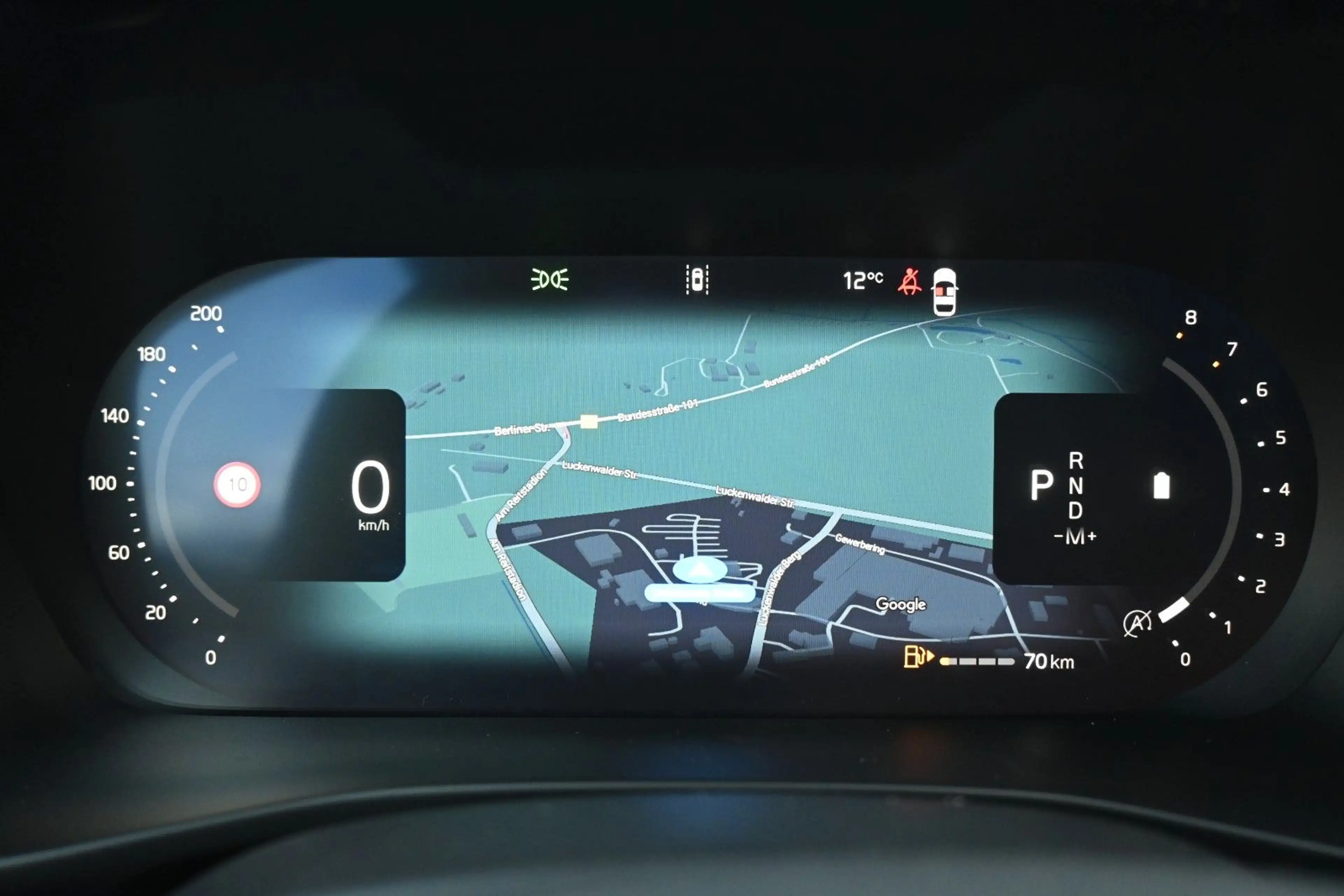Volvo XC40 B4 DKG Plus Black Edition*STDHZG*360*ACC — photo 20