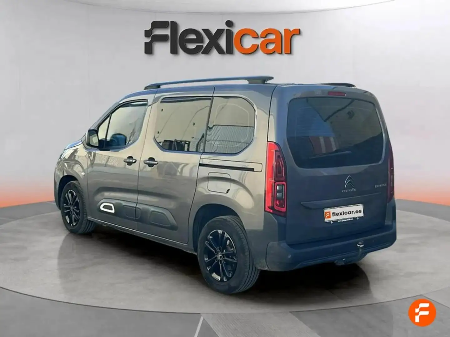 Citroen Berlingo Talla XL BlueHDi 130 S&S 6v SHINE 7 pl Gris - 1