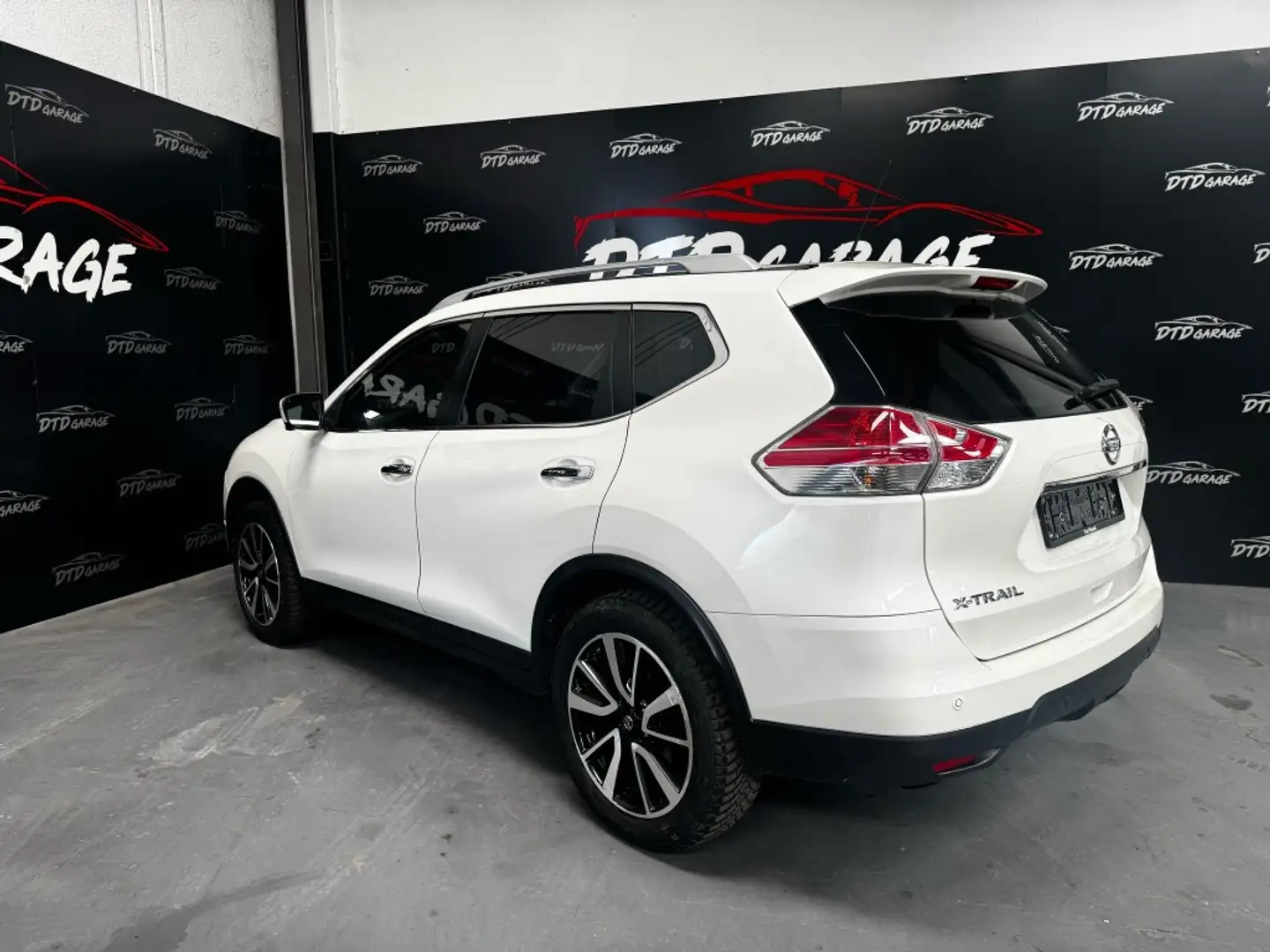 Nissan X-Trail 1.6 DIG-T Visia 4x2 Weiß - 2