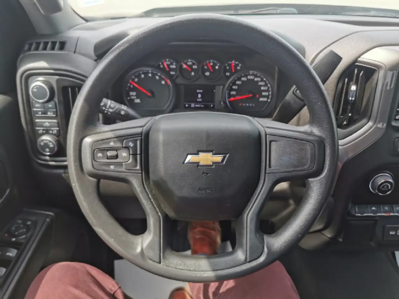 Chevrolet Silverado 1500 снимка Chevrolet Silverado 1500