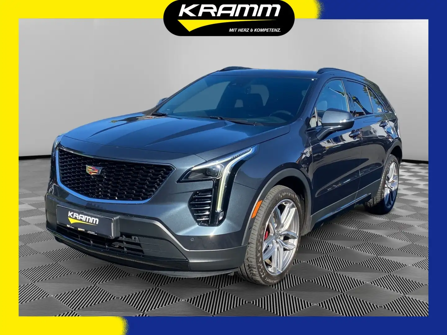 Cadillac XT4 2.0 Sport AWD *360 Kamera*Panorama Dach Серый - 1