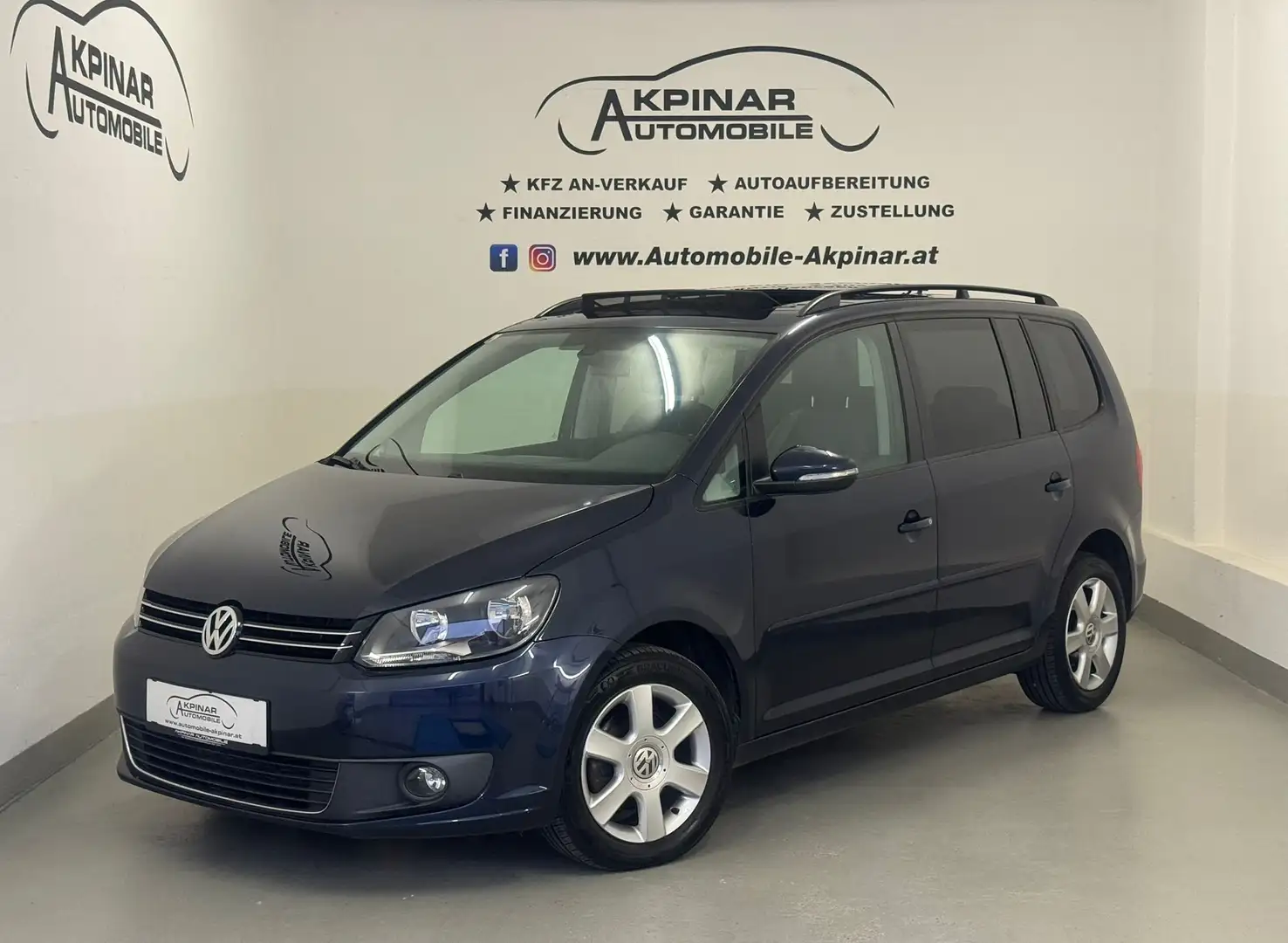 Volkswagen Touran Comfortline 1,6 BMT TDI DPF DSG Blau - 1