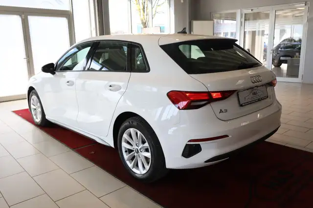 Audi A3 view 3