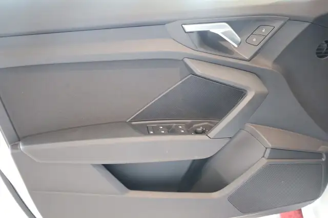 Audi A3 view 11